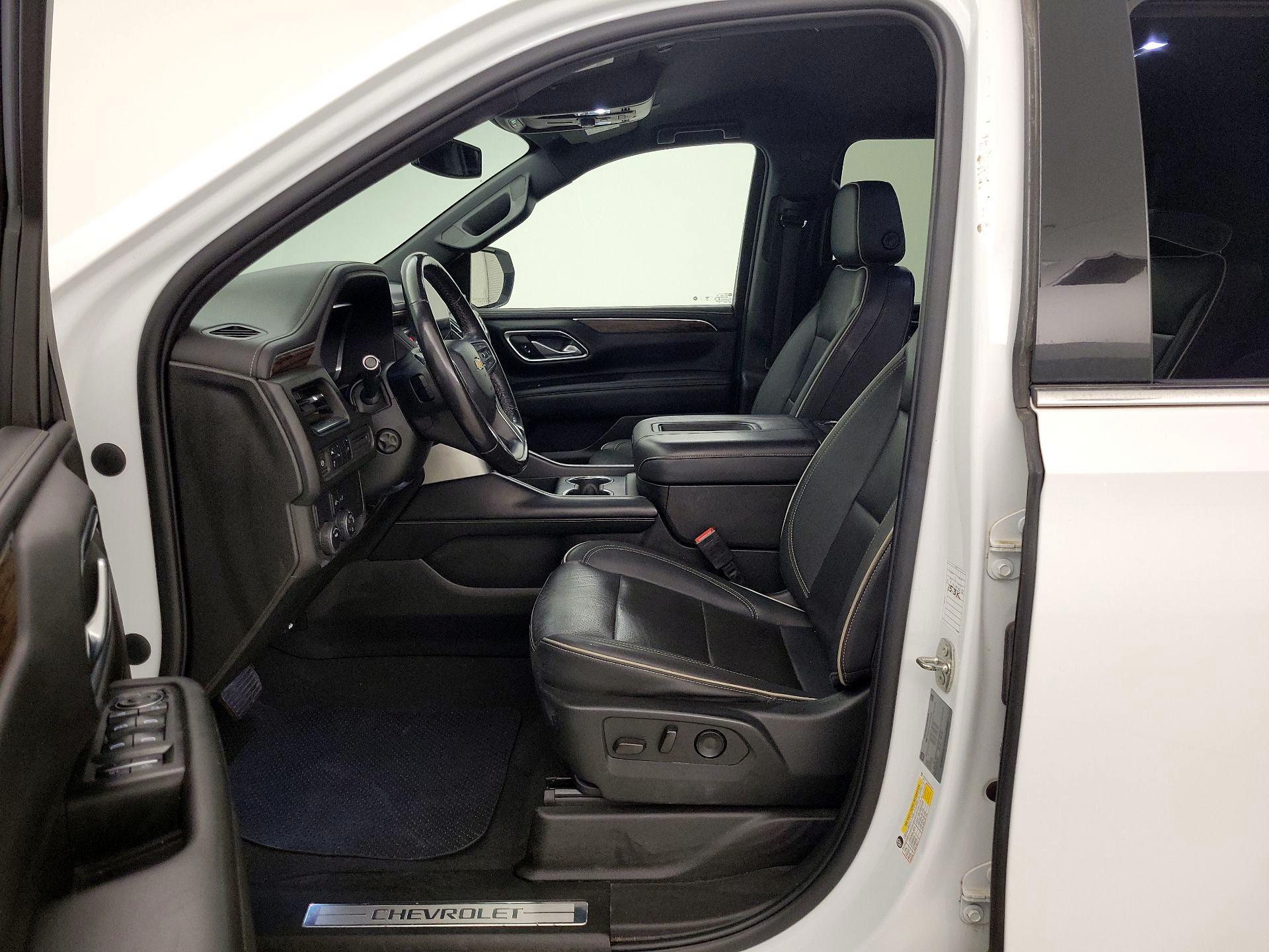 Thumbnail: 2022 Chevrolet Suburban - 11