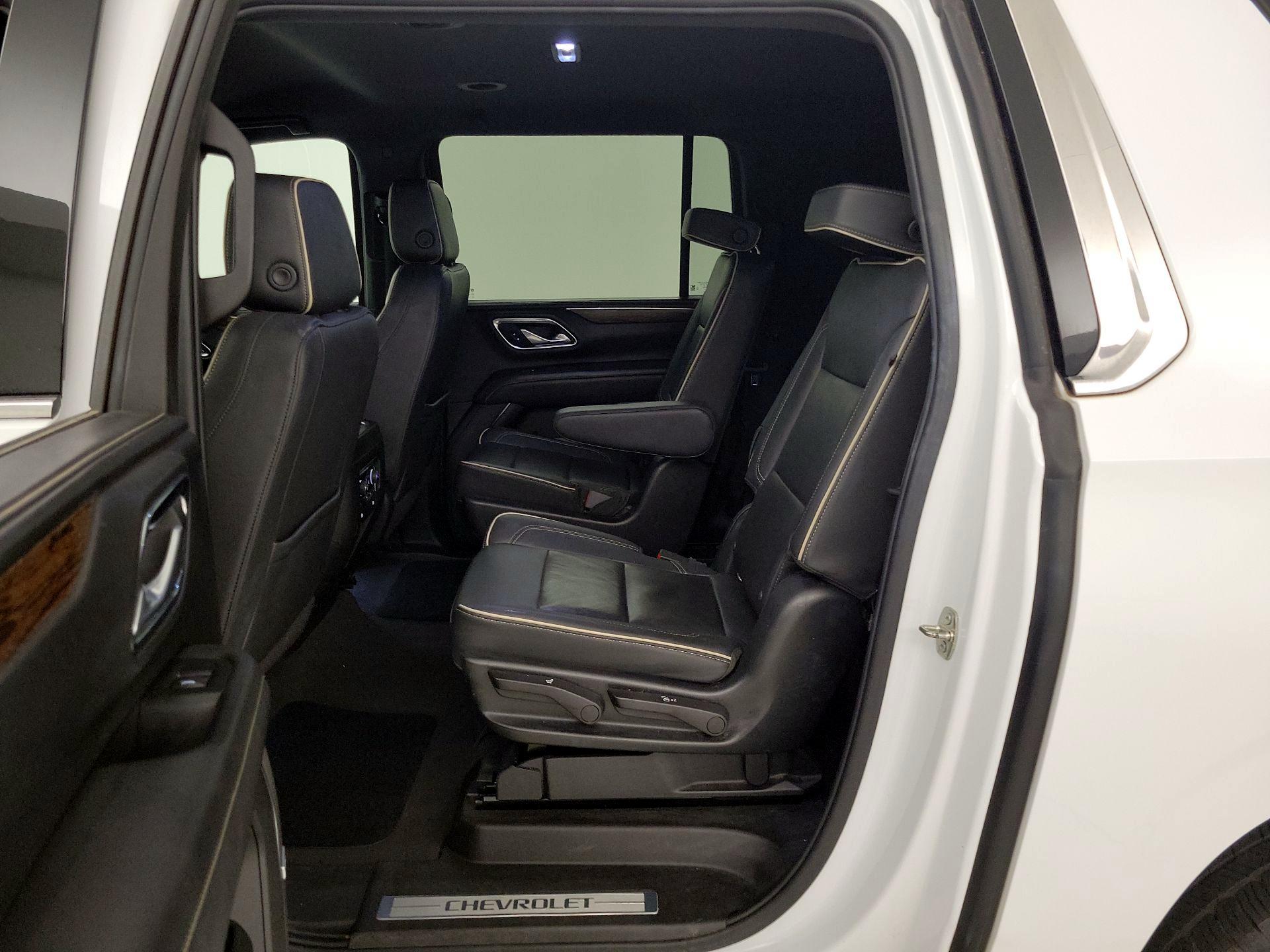 Thumbnail: 2022 Chevrolet Suburban - 19