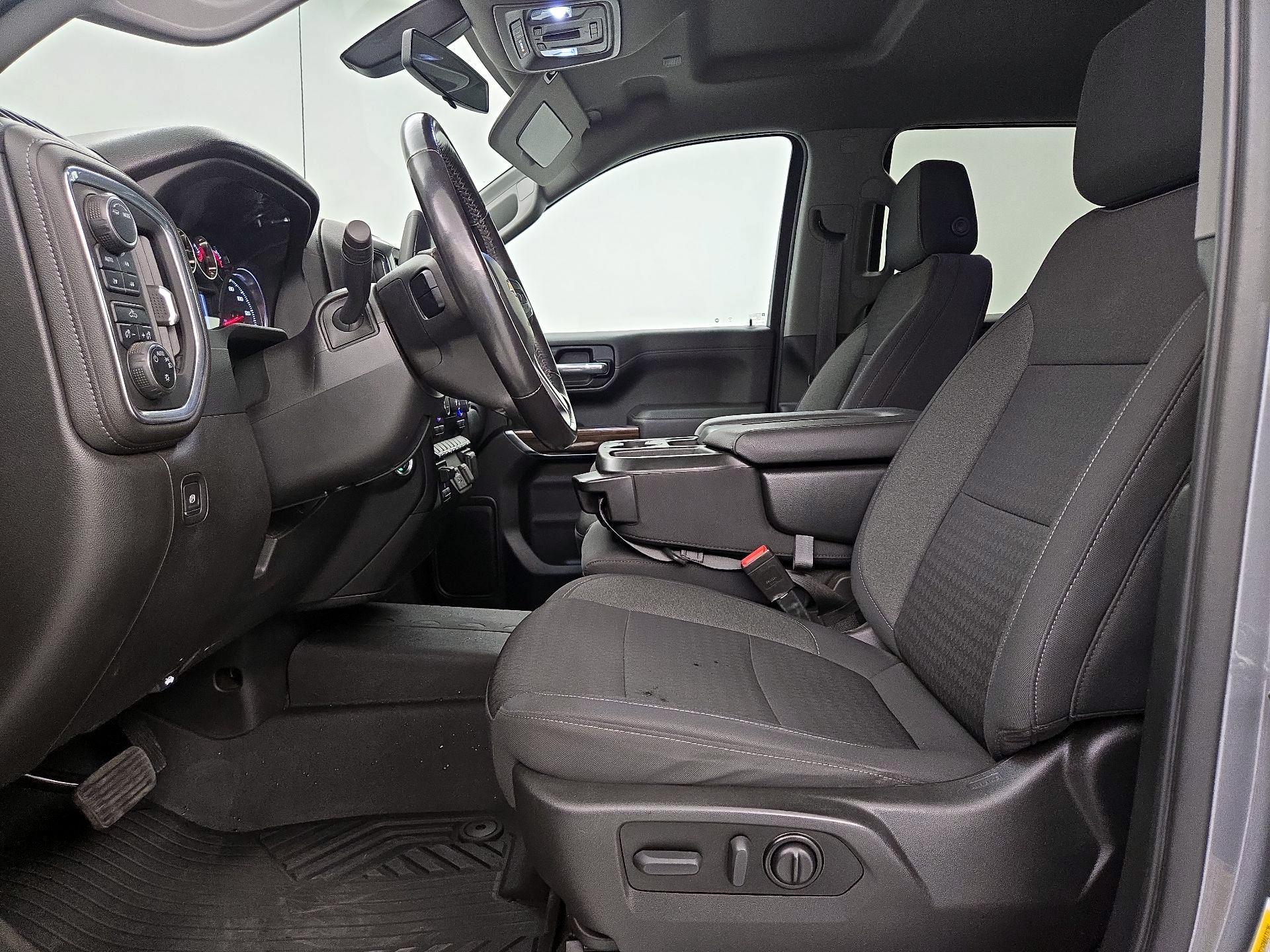 Thumbnail: 2021 Chevrolet Silverado 1500 - 11