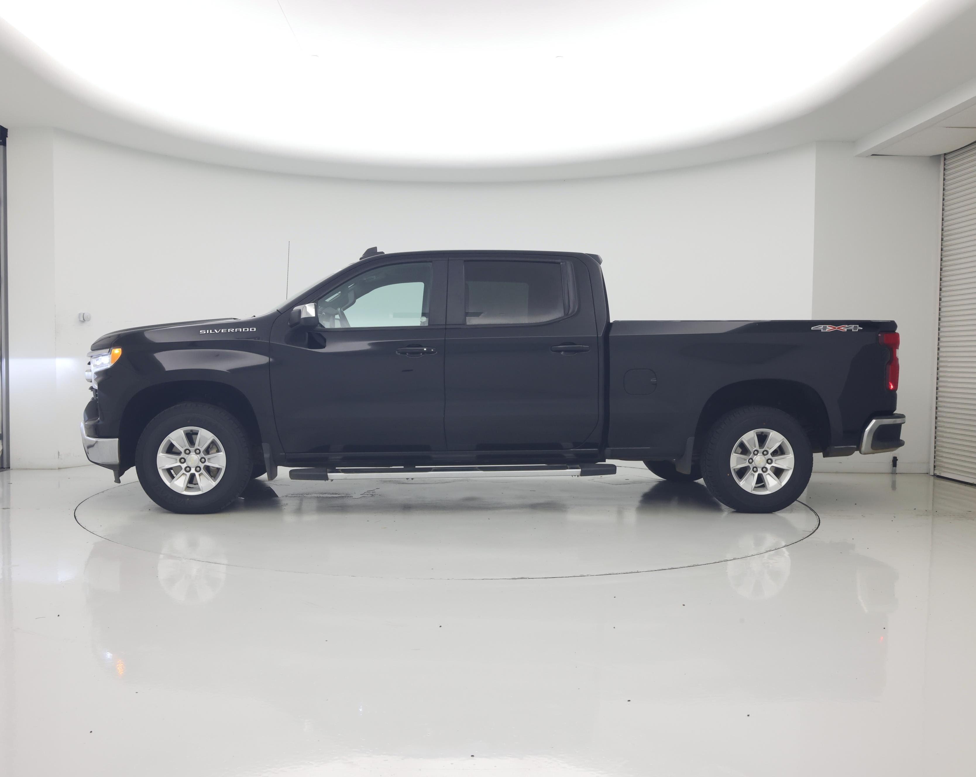 Thumbnail: 2023 Chevrolet Silverado 1500 - 3