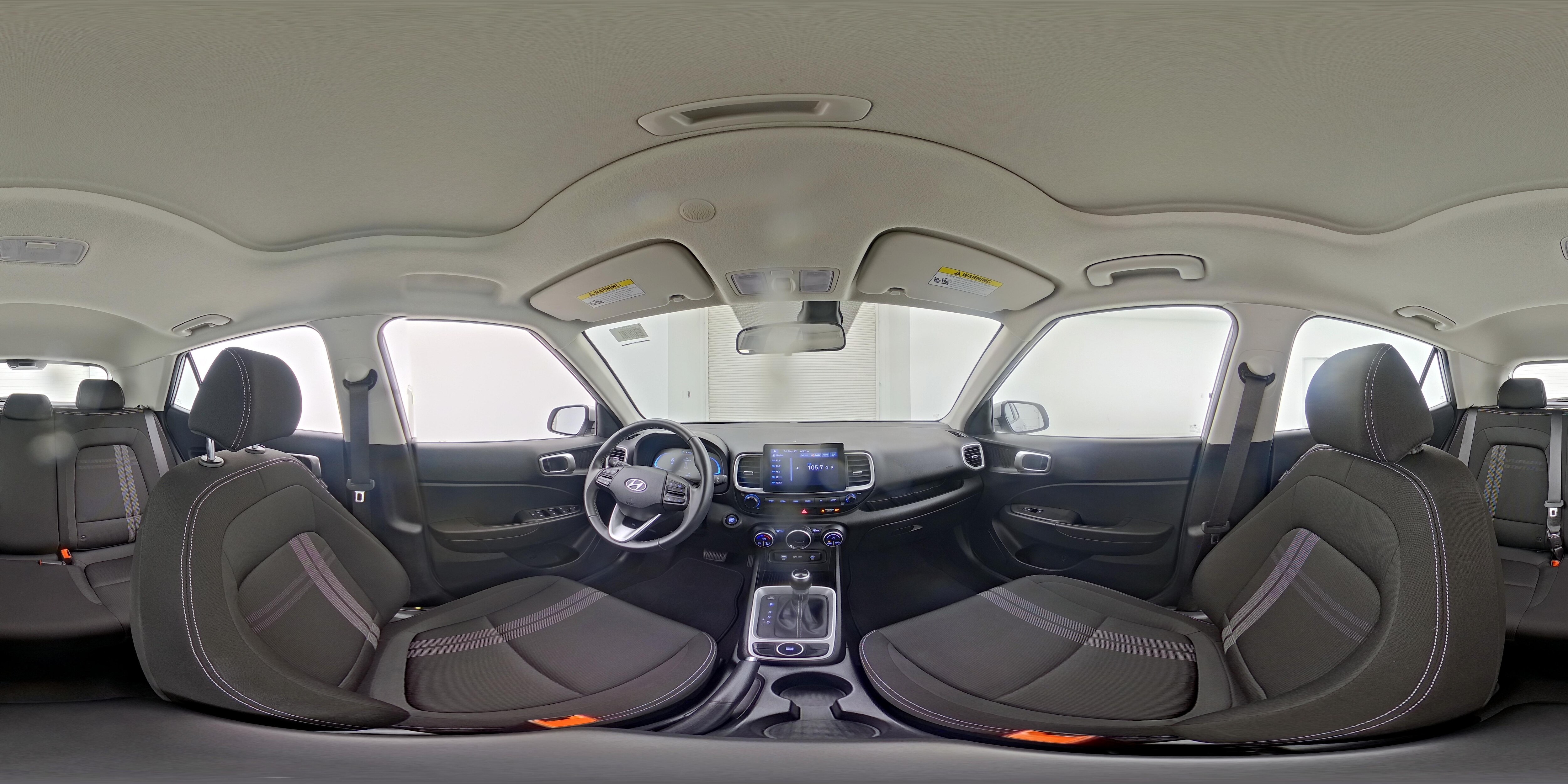2025 Hyundai Venue SEL - Photo 25