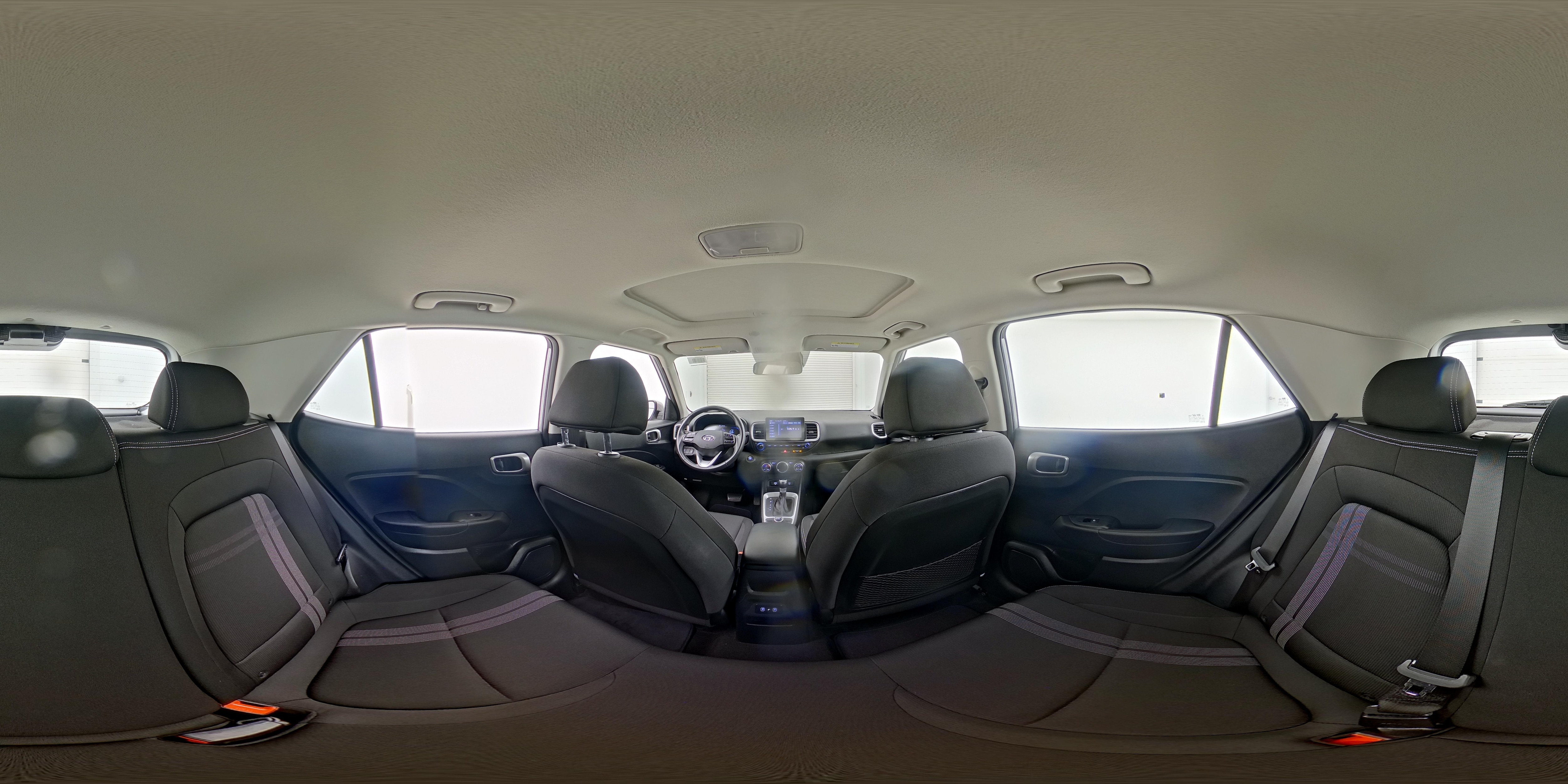 2025 Hyundai Venue SEL - Photo 26