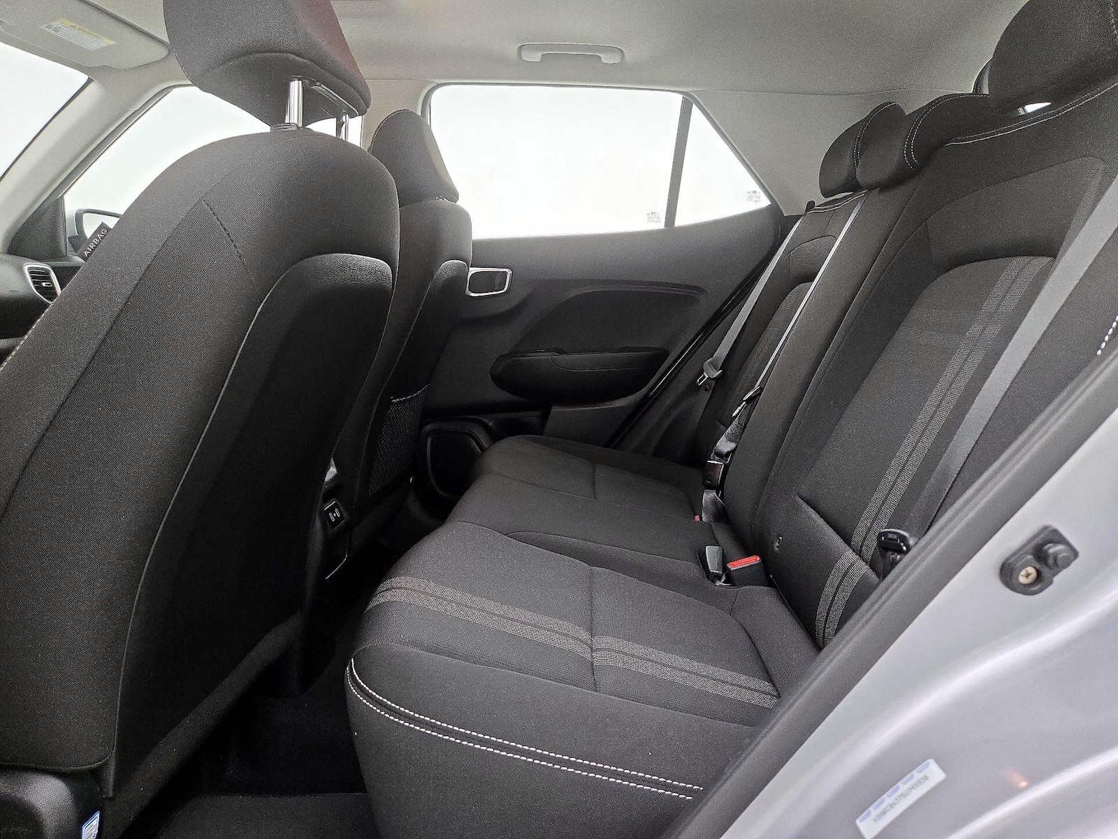 2025 Hyundai Venue SEL - Photo 21