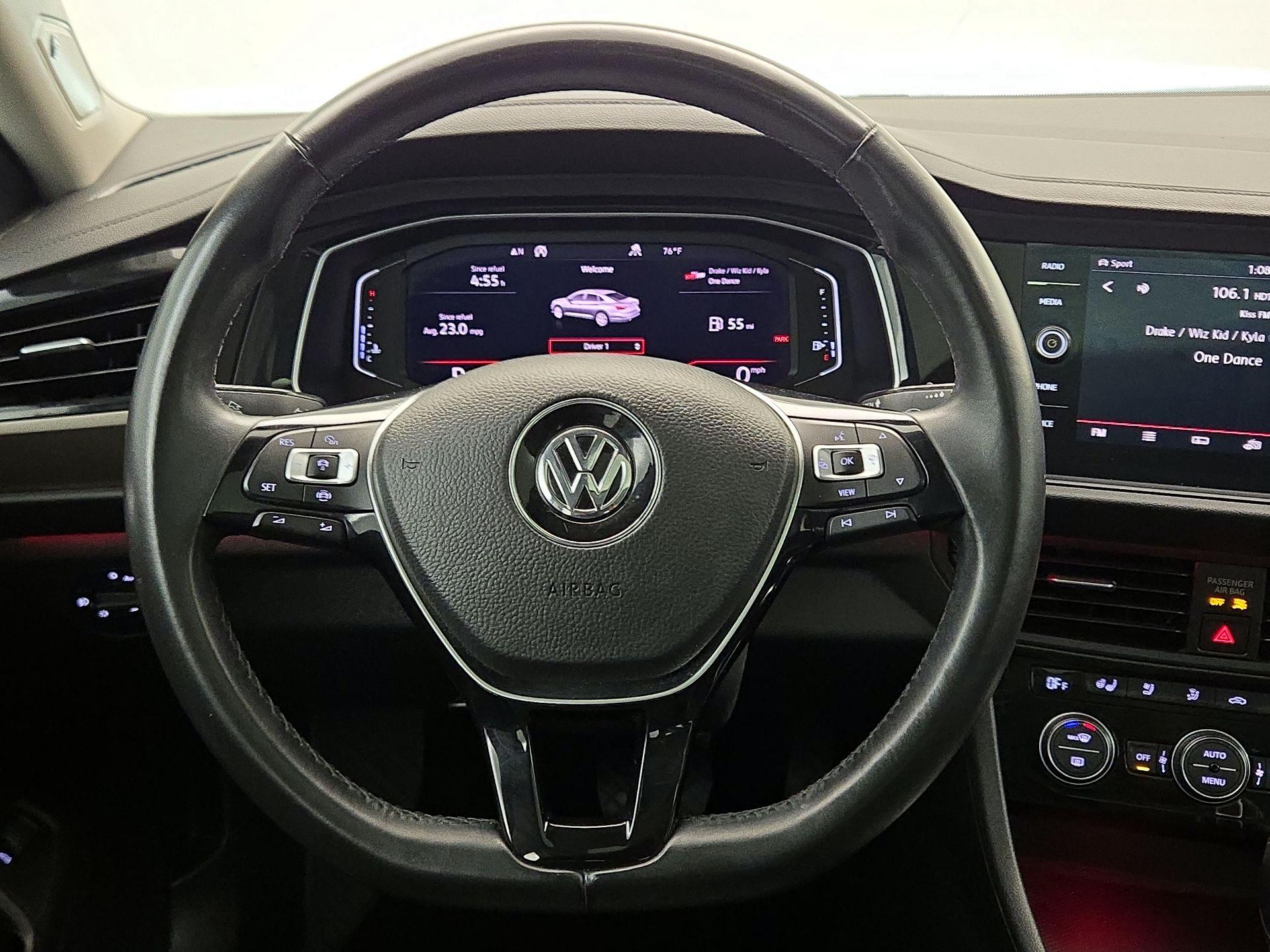 Thumbnail: 2019 Volkswagen Jetta - 10