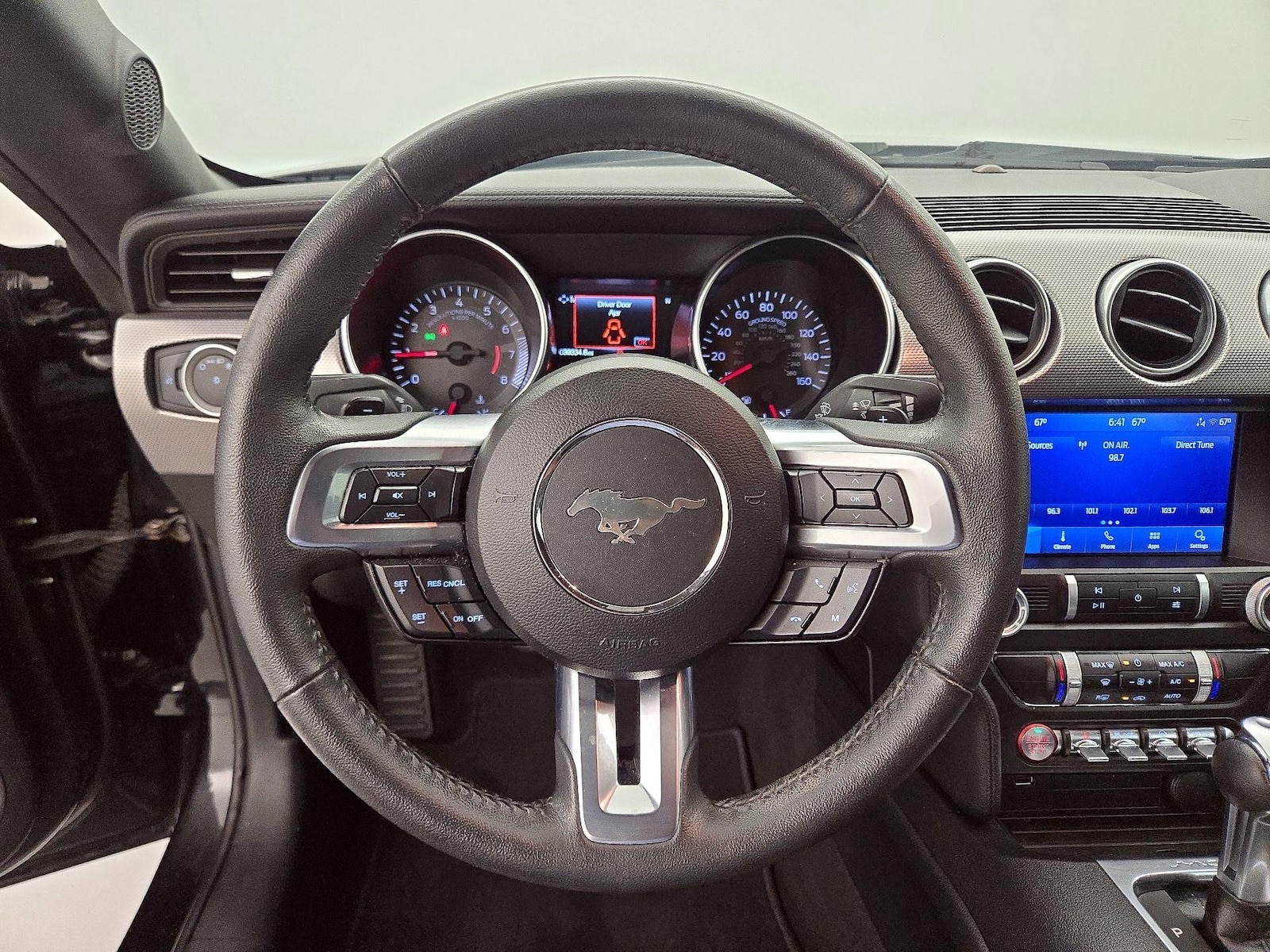 2020 Ford Mustang EcoBoost - Photo 11