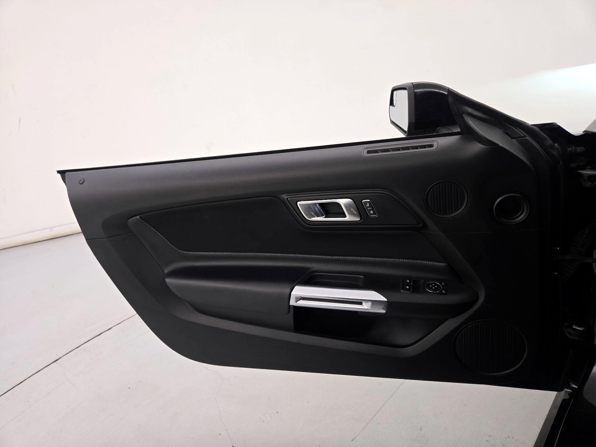 Thumbnail: 2020 Ford Mustang - 12
