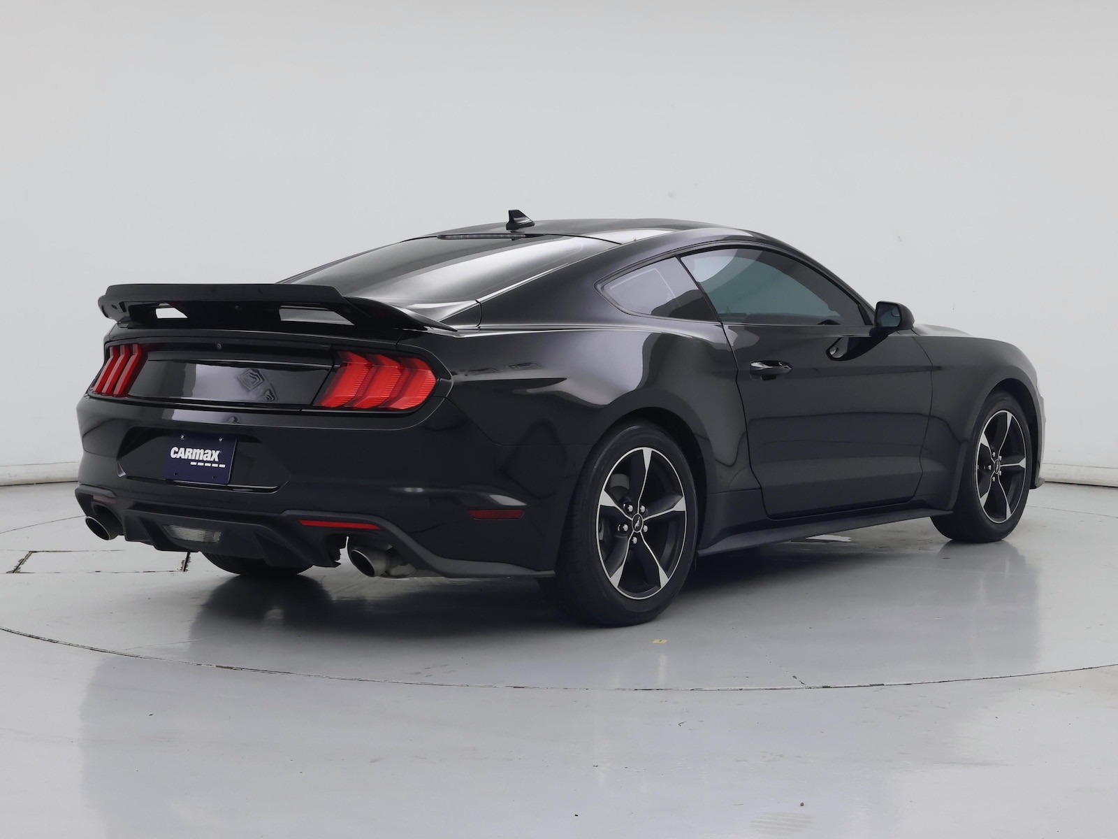2020 Ford Mustang EcoBoost - Photo 9