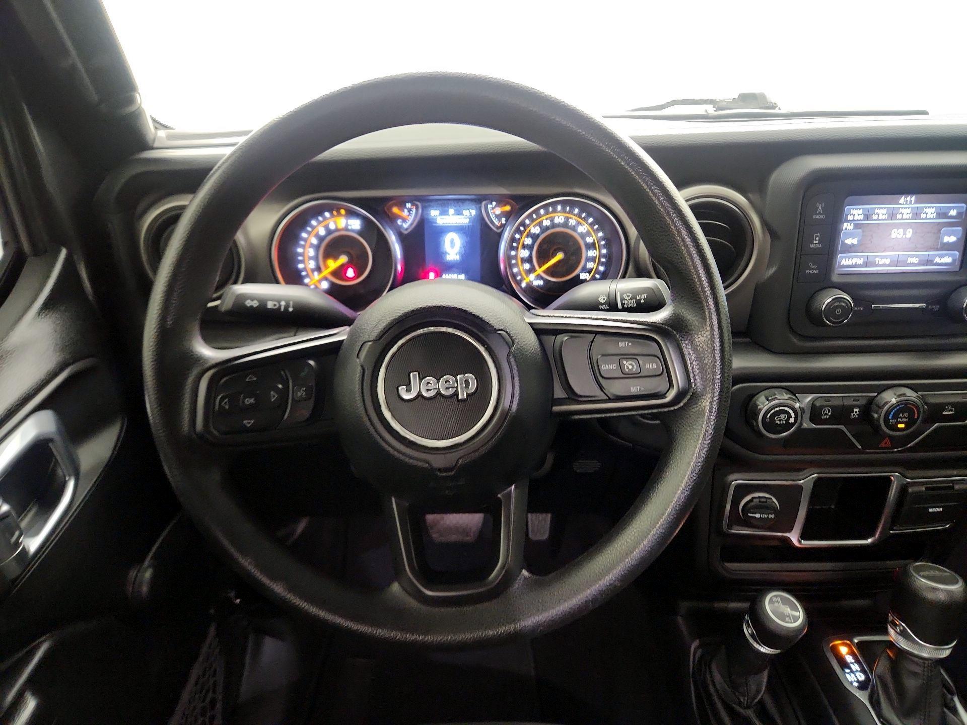 Thumbnail: 2021 Jeep Gladiator - 10