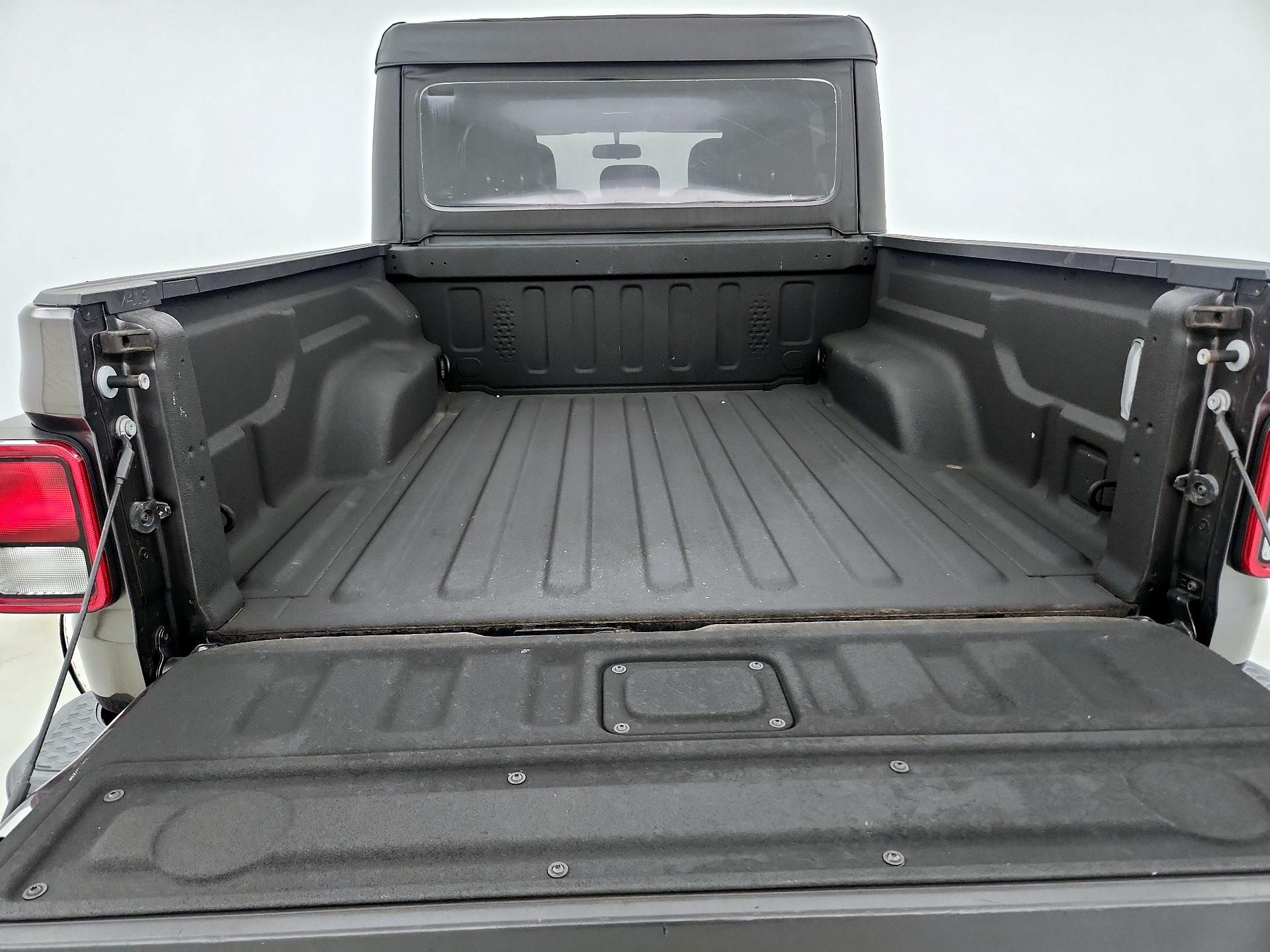 Thumbnail: 2021 Jeep Gladiator - 20