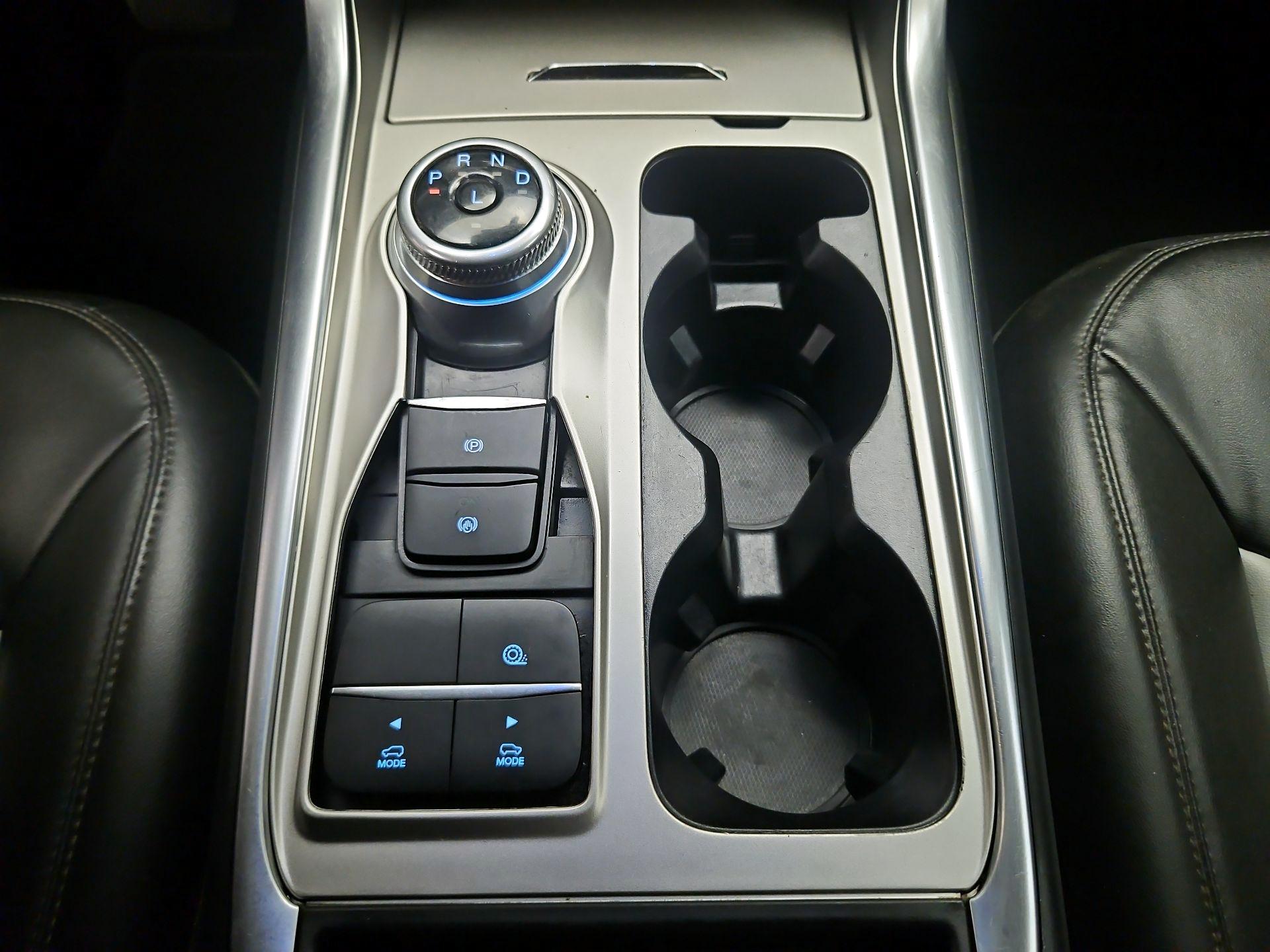 Thumbnail: 2022 Ford Explorer - 18