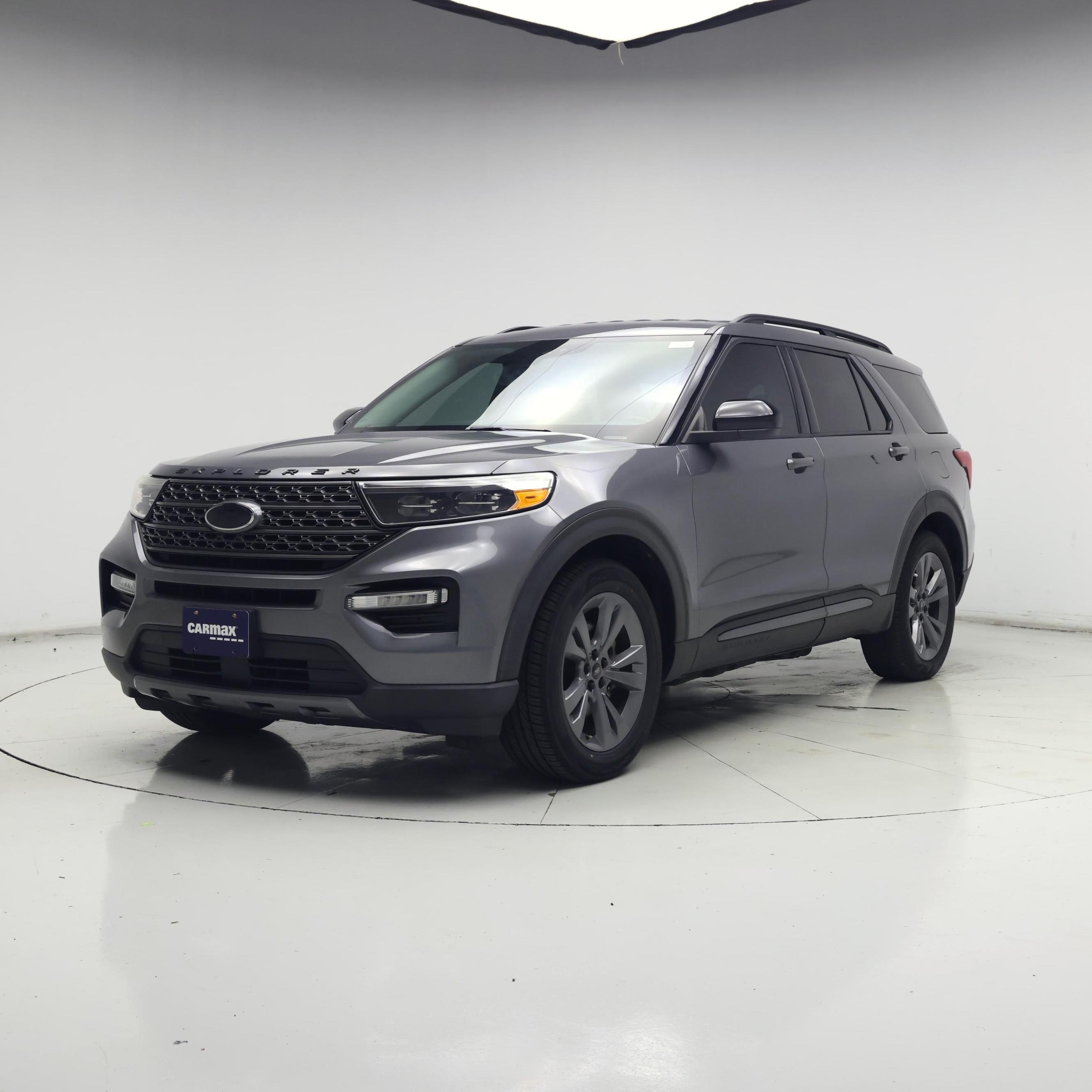 Thumbnail: 2022 Ford Explorer - 4