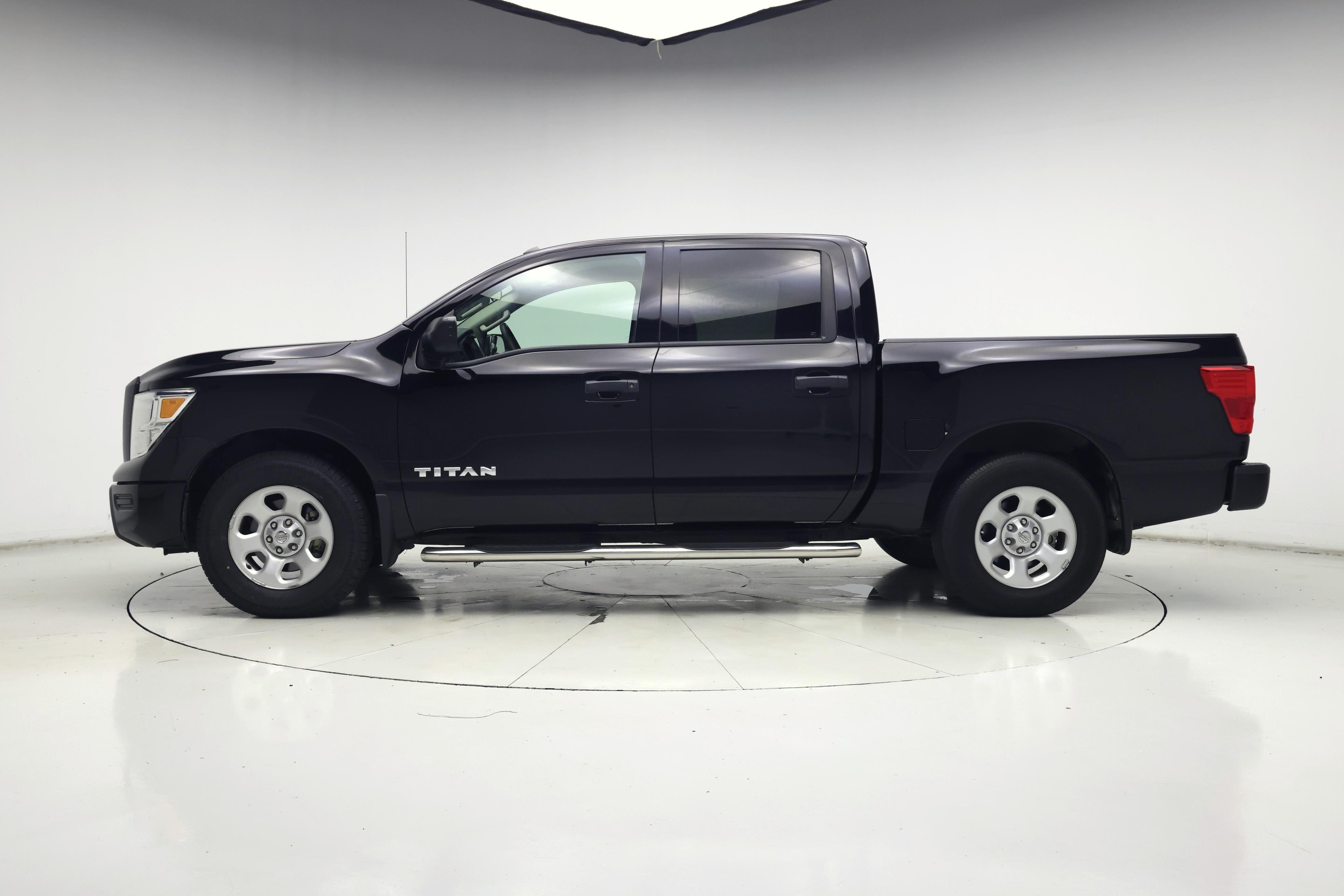 Thumbnail: 2021 Nissan Titan - 3