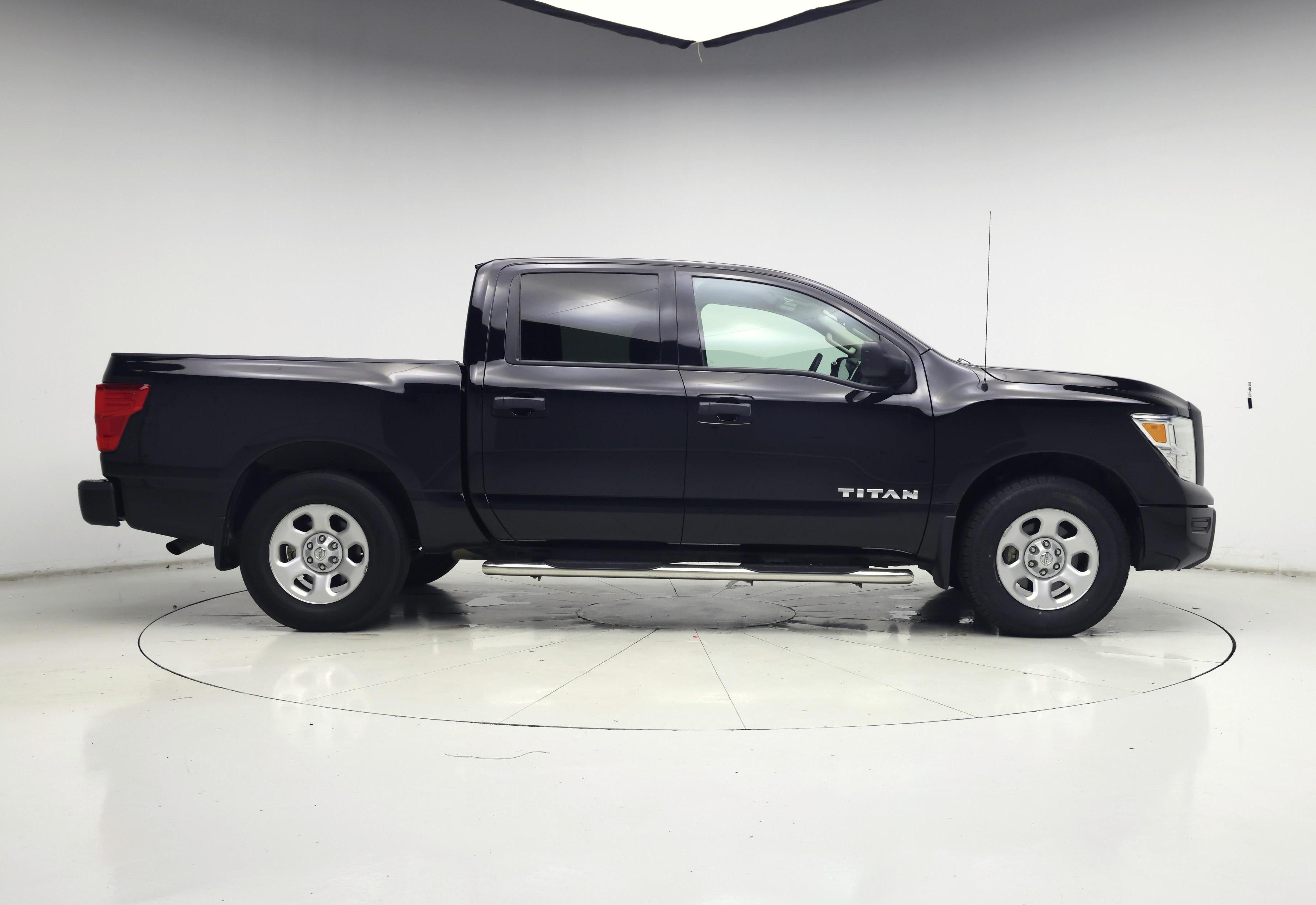Thumbnail: 2021 Nissan Titan - 7