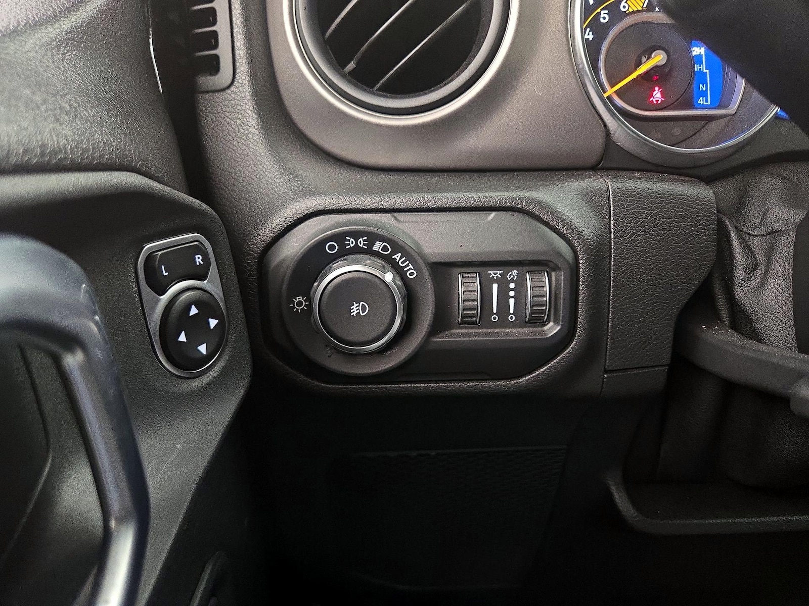 Photo 14