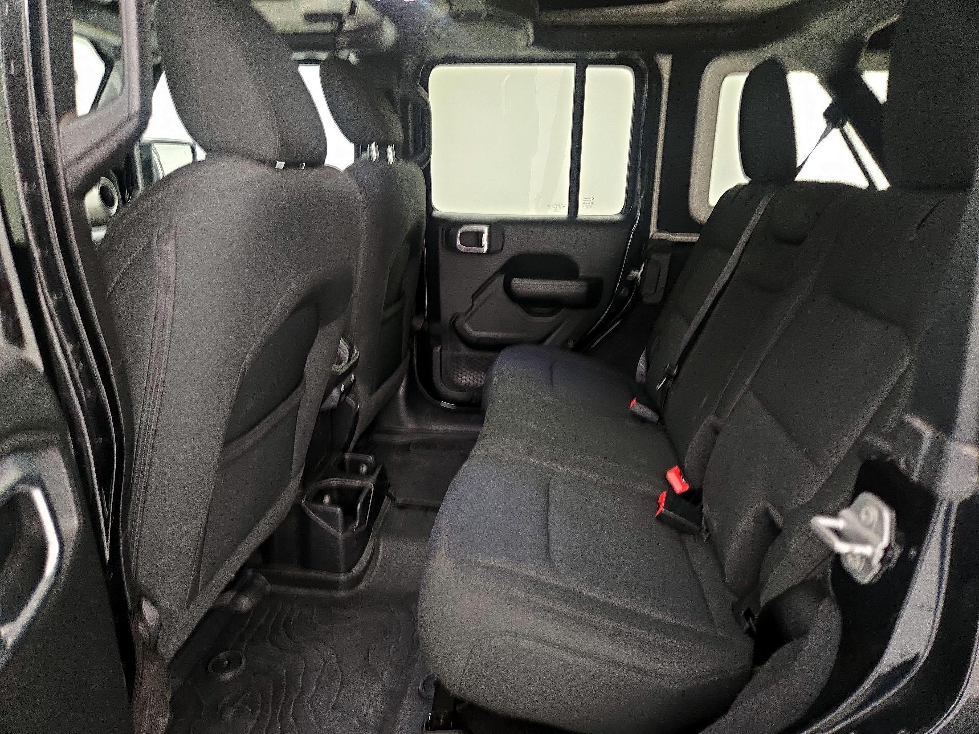 Thumbnail: 2020 Jeep Wrangler - 19