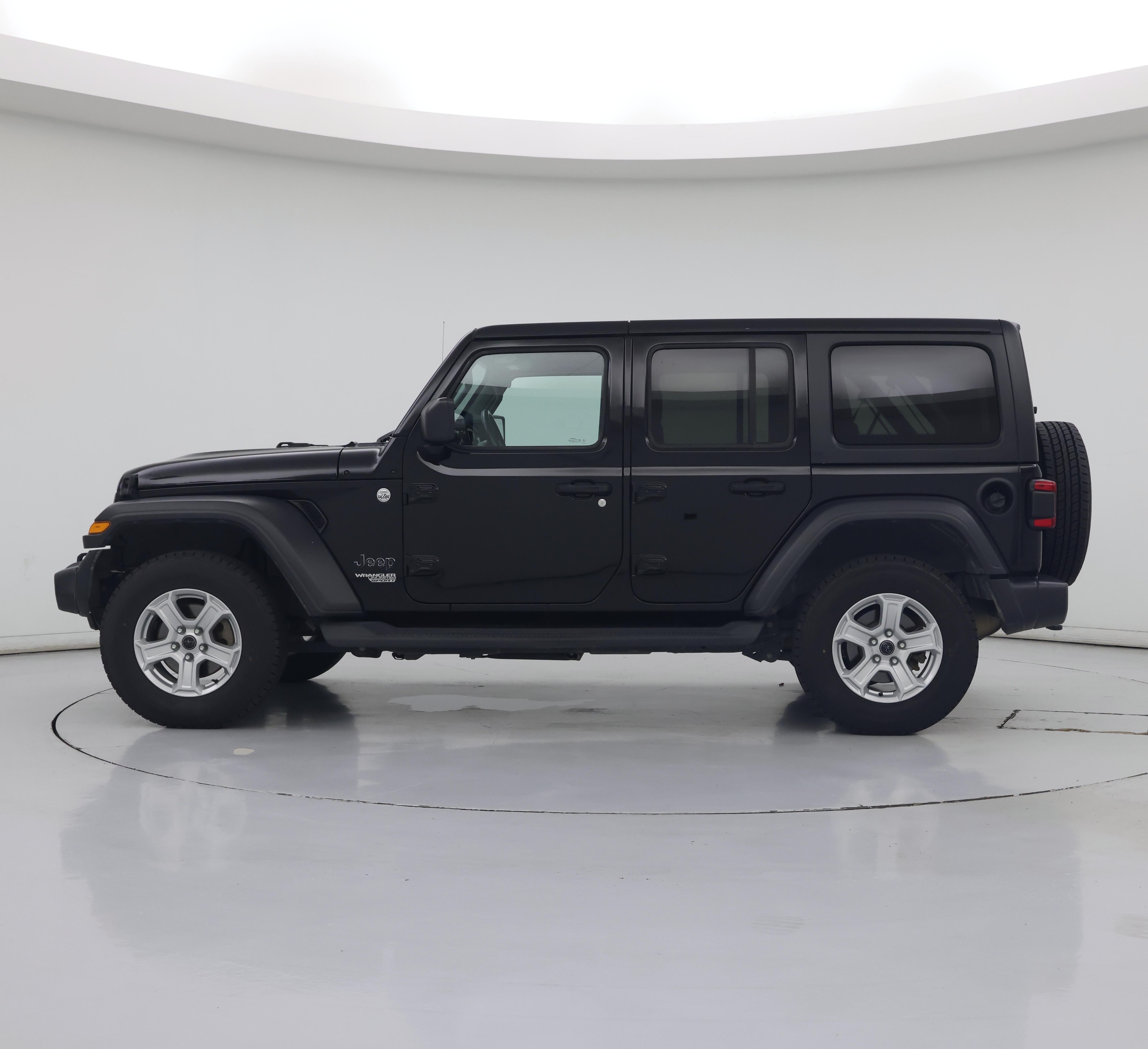Thumbnail: 2020 Jeep Wrangler - 3