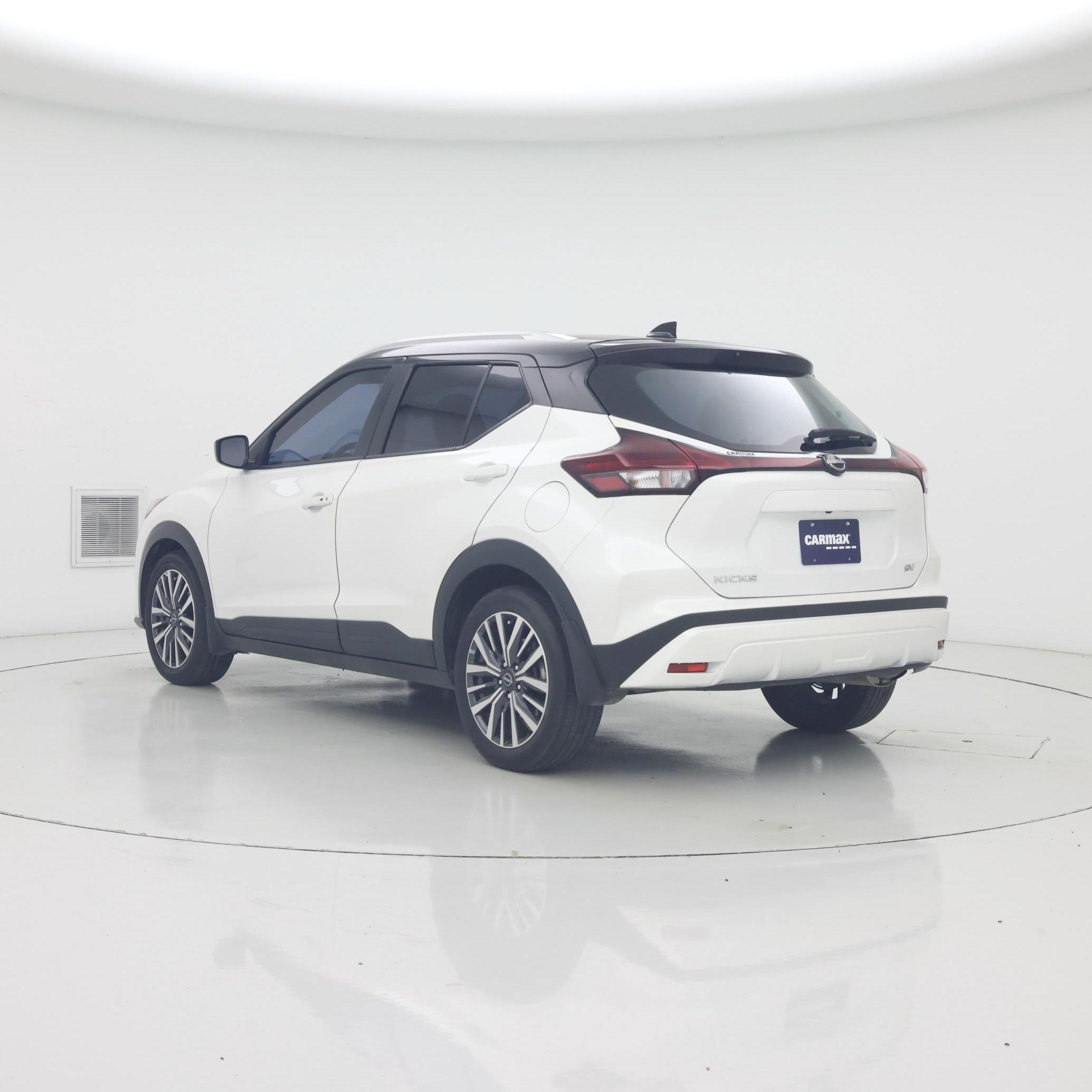 Thumbnail: 2024 Nissan Kicks - 2