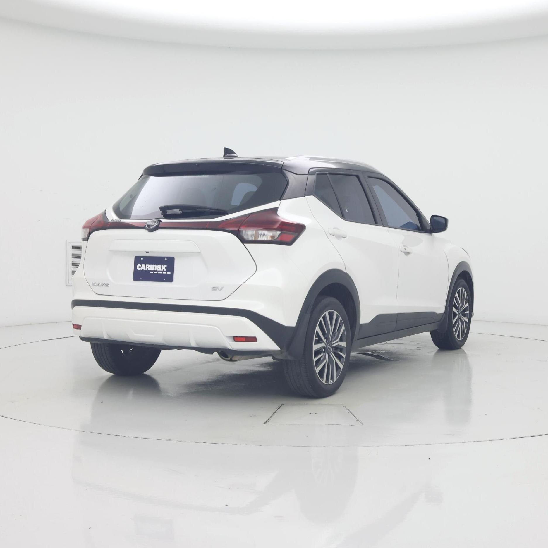 Thumbnail: 2024 Nissan Kicks - 8