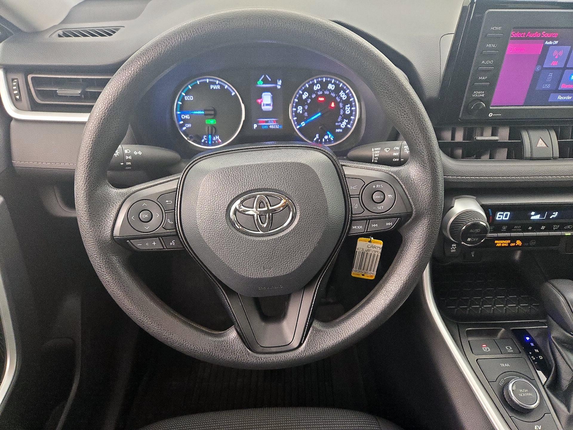 Thumbnail: 2021 Toyota RAV4 - 10