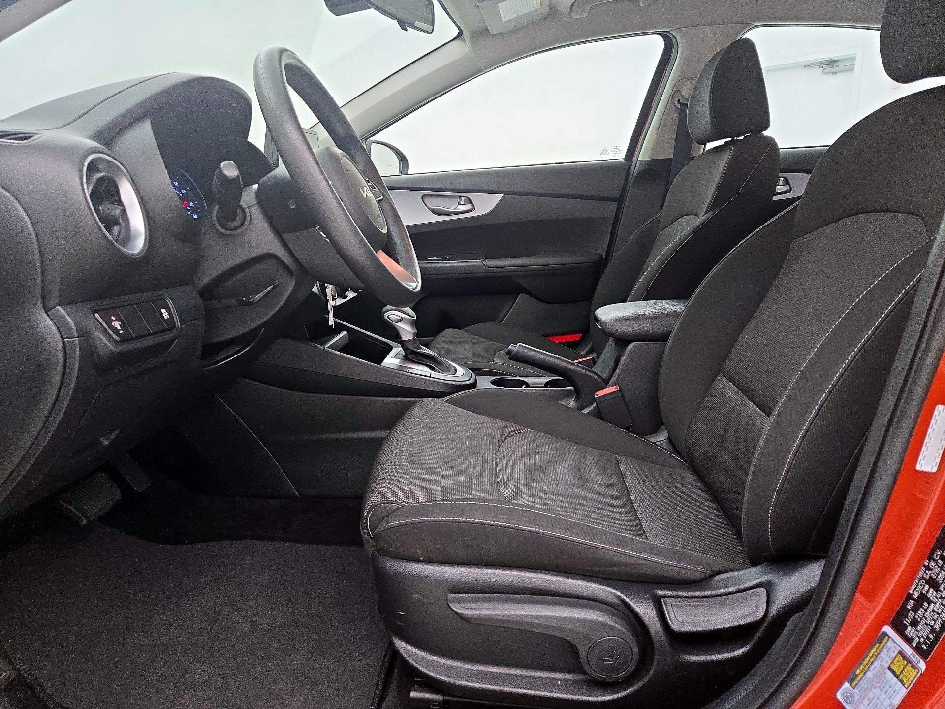 Thumbnail: 2024 Kia Forte - 11