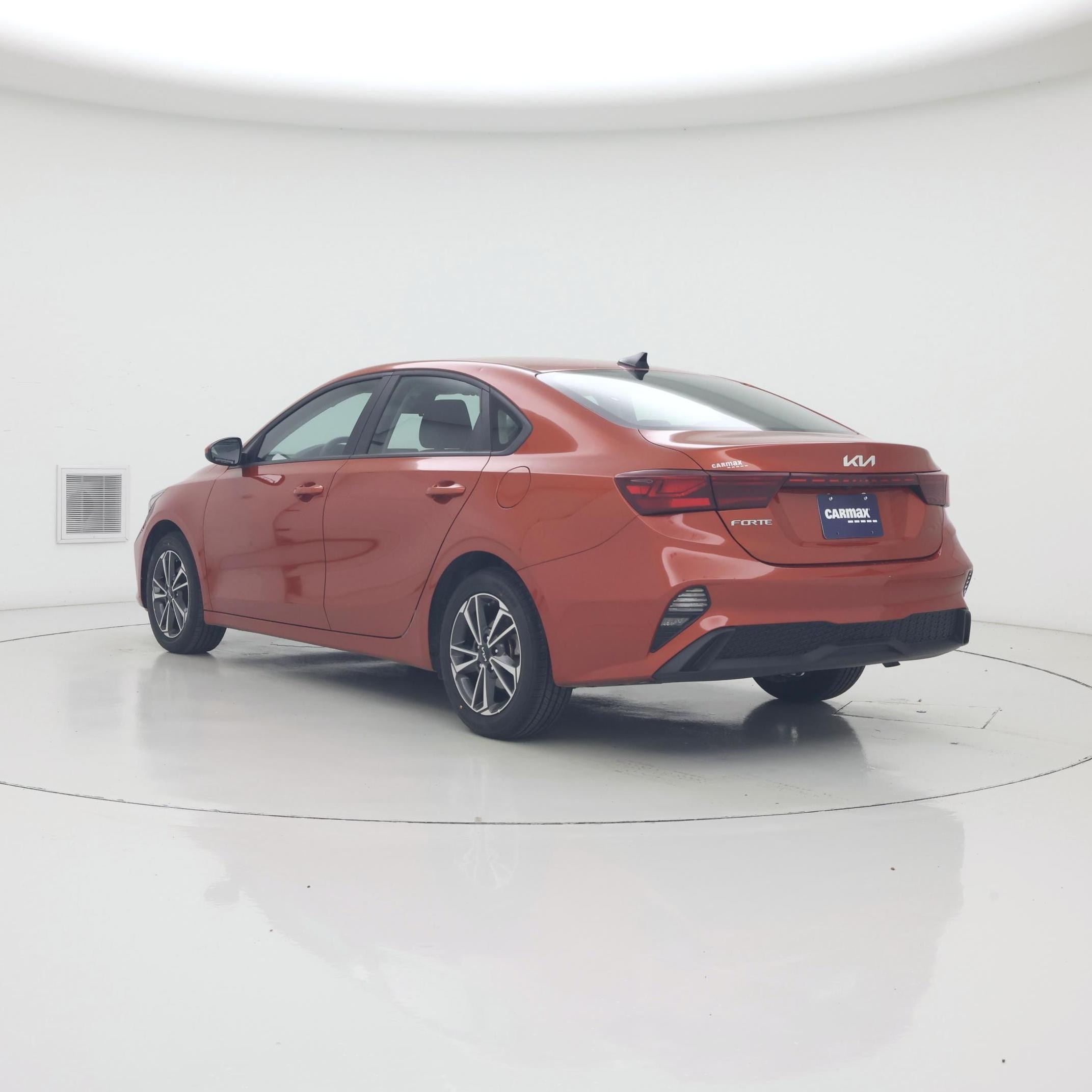 Thumbnail: 2024 Kia Forte - 2