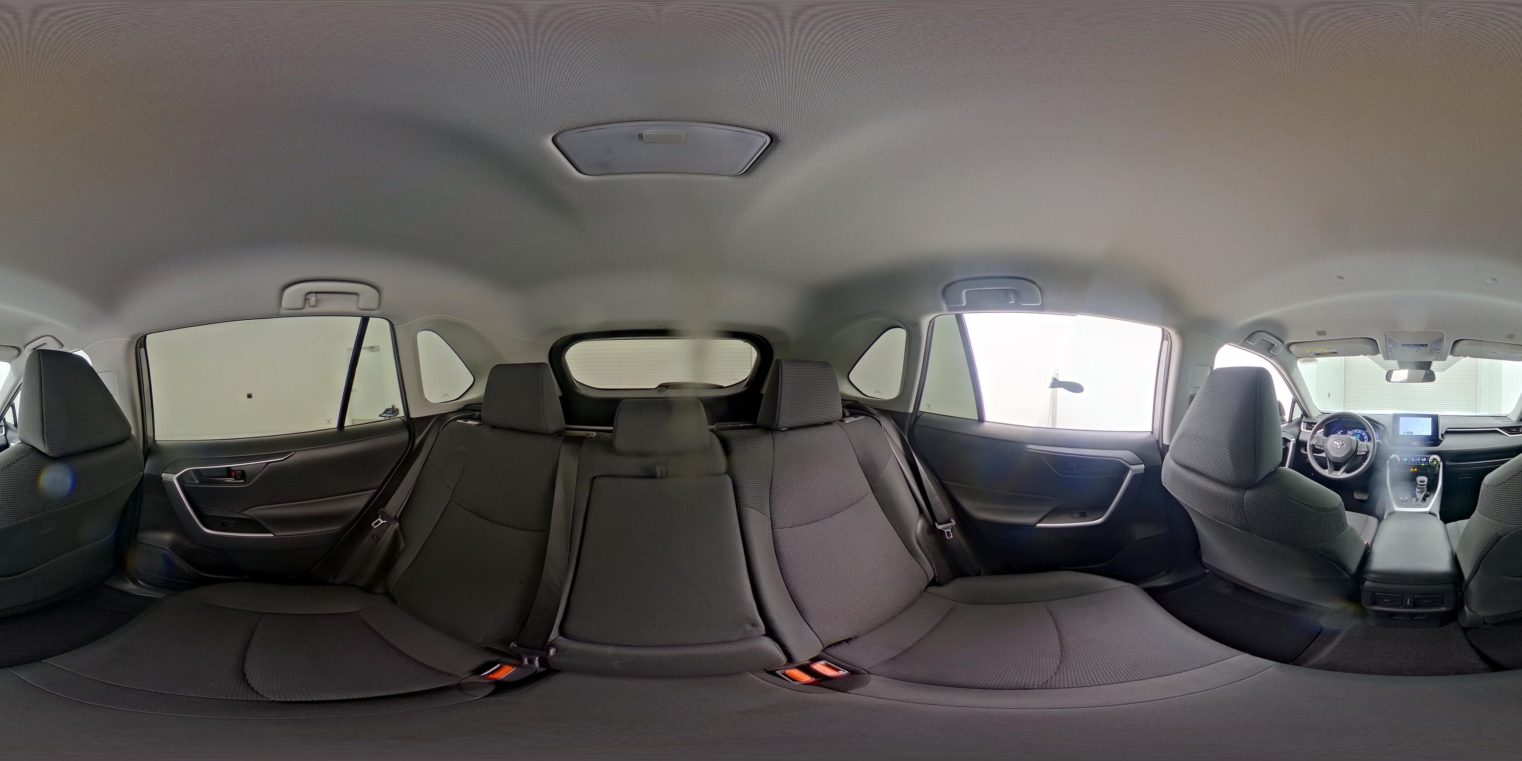 2024 Toyota RAV4 LE - Photo 26