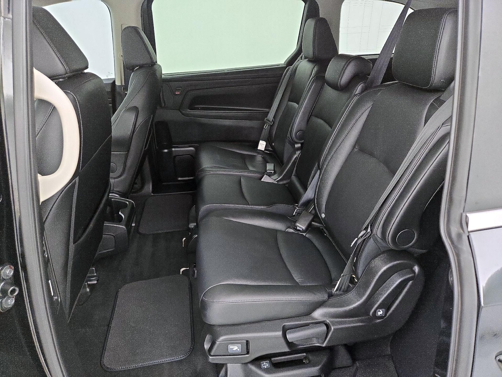 2025 Honda Odyssey EX-L - Photo 21
