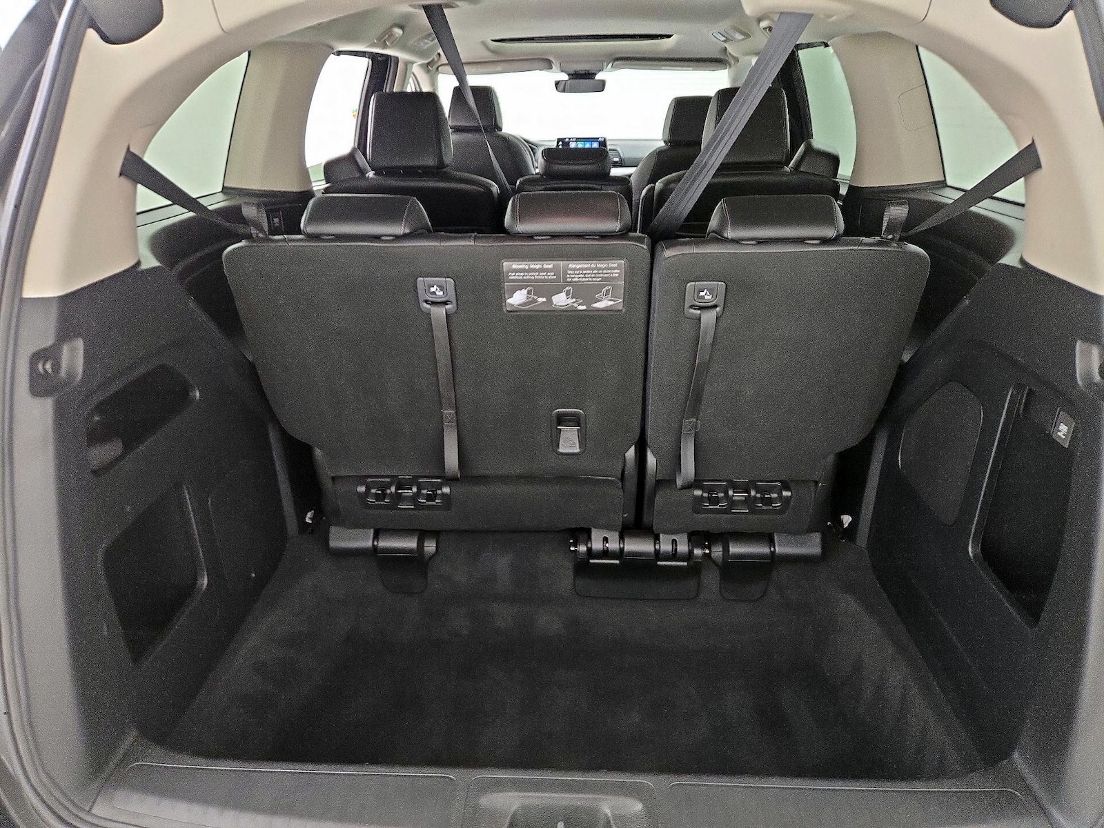 2025 Honda Odyssey EX-L - Photo 23
