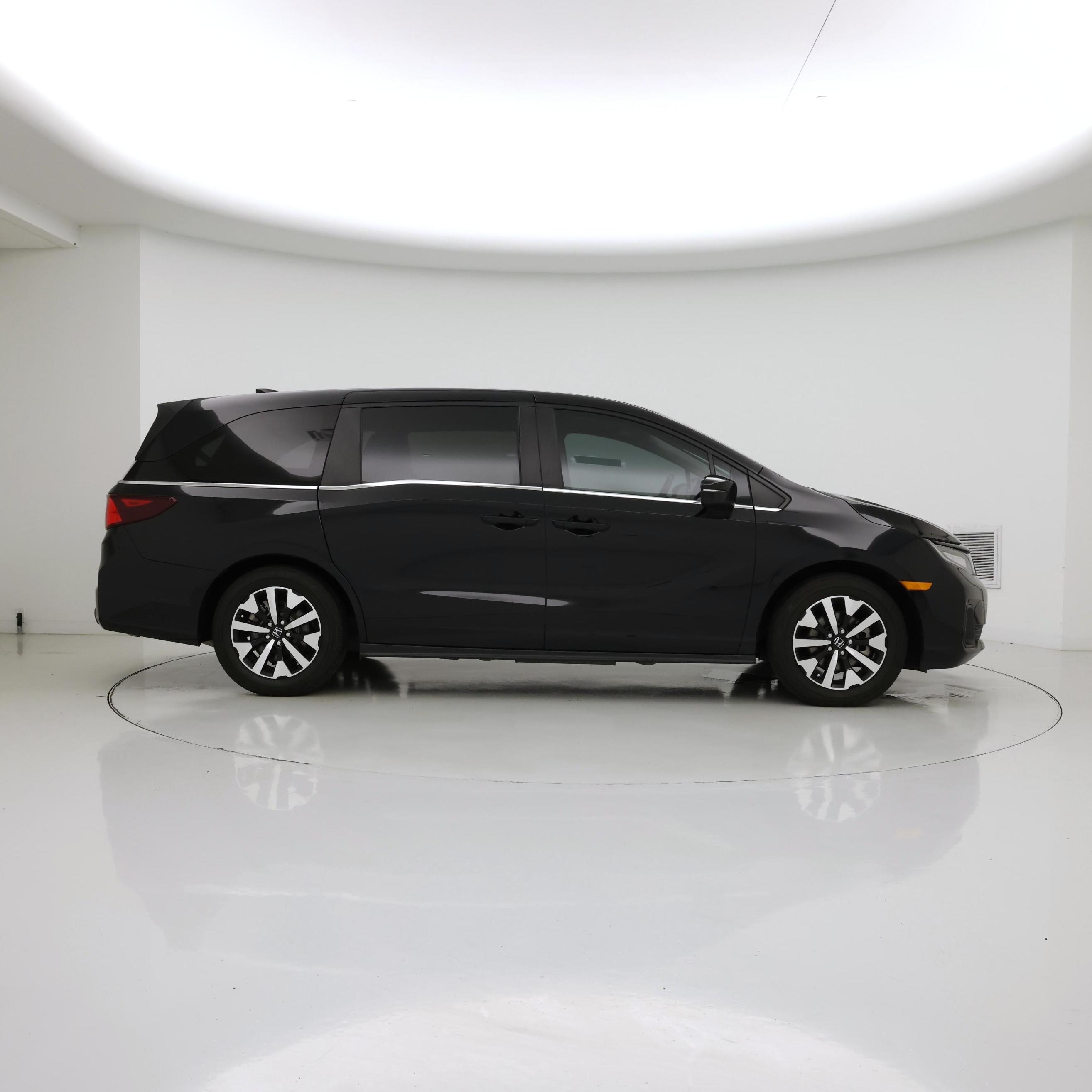 Thumbnail: 2025 Honda Odyssey - 7