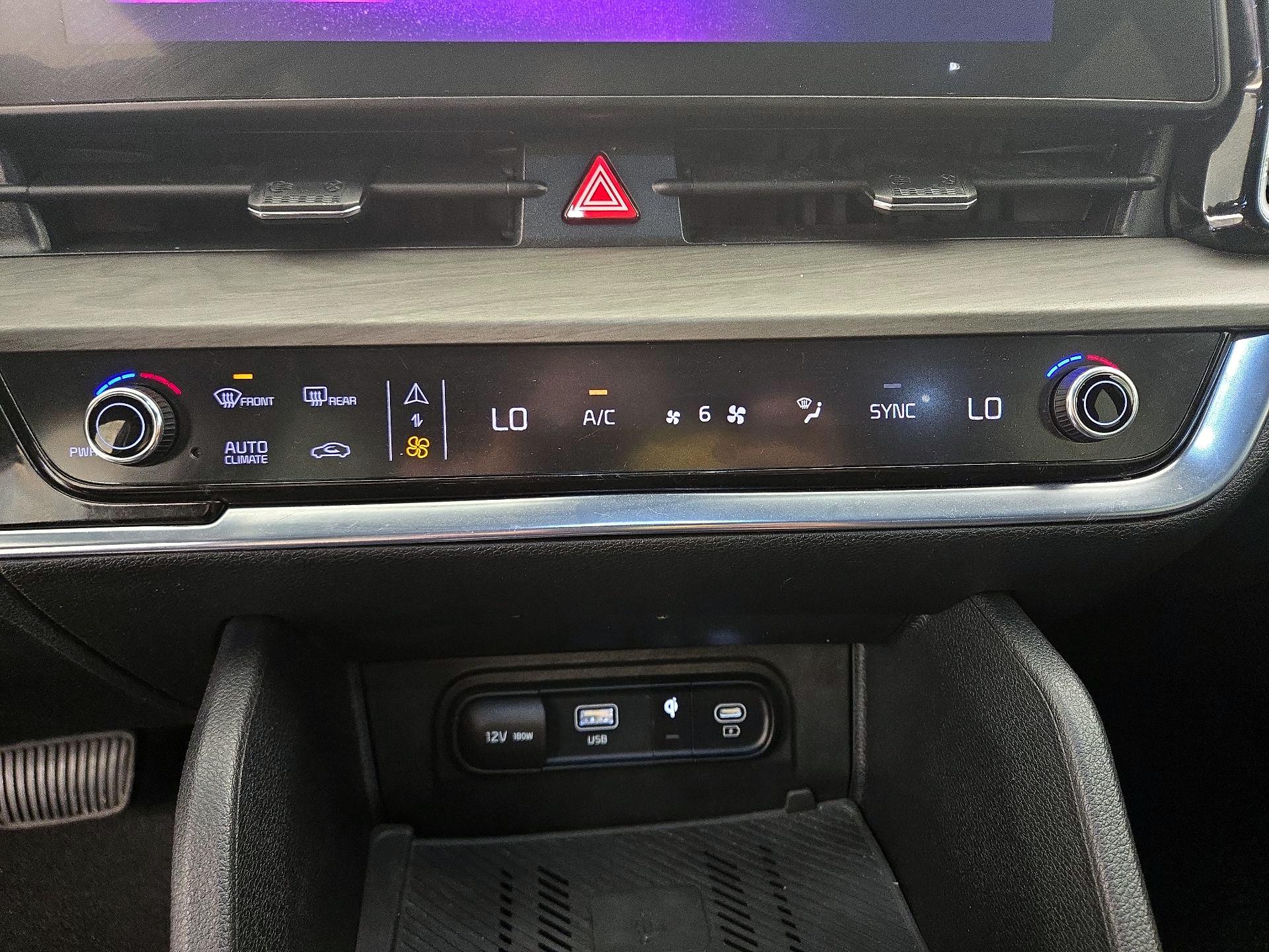 Thumbnail: 2023 Kia Sportage - 17