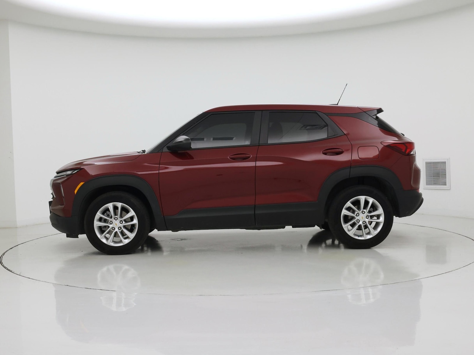 2025 Chevrolet Trailblazer LS - Photo 4