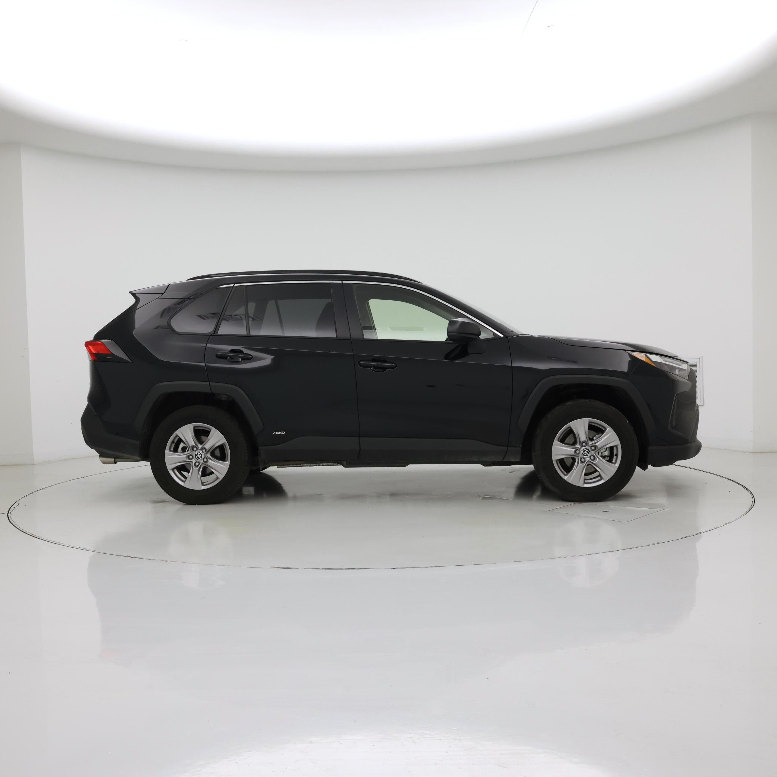 Thumbnail: 2025 Toyota RAV4 - 7