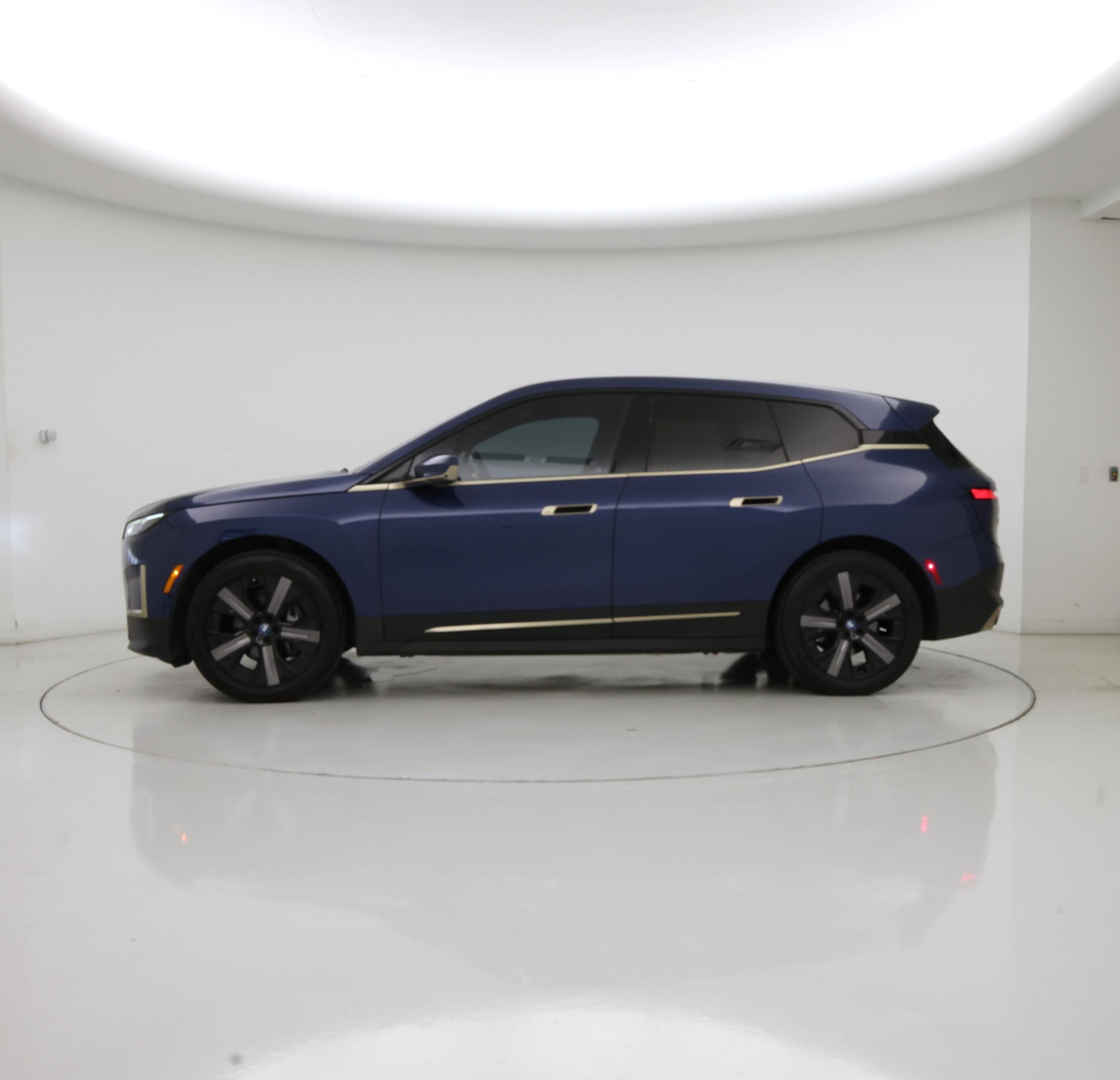Thumbnail: 2024 BMW iX - 3