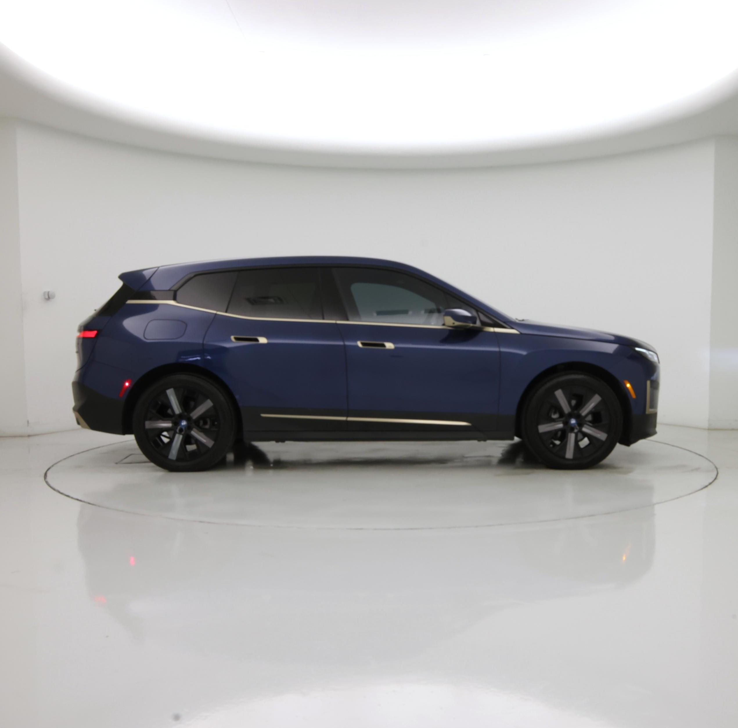 Thumbnail: 2024 BMW iX - 7