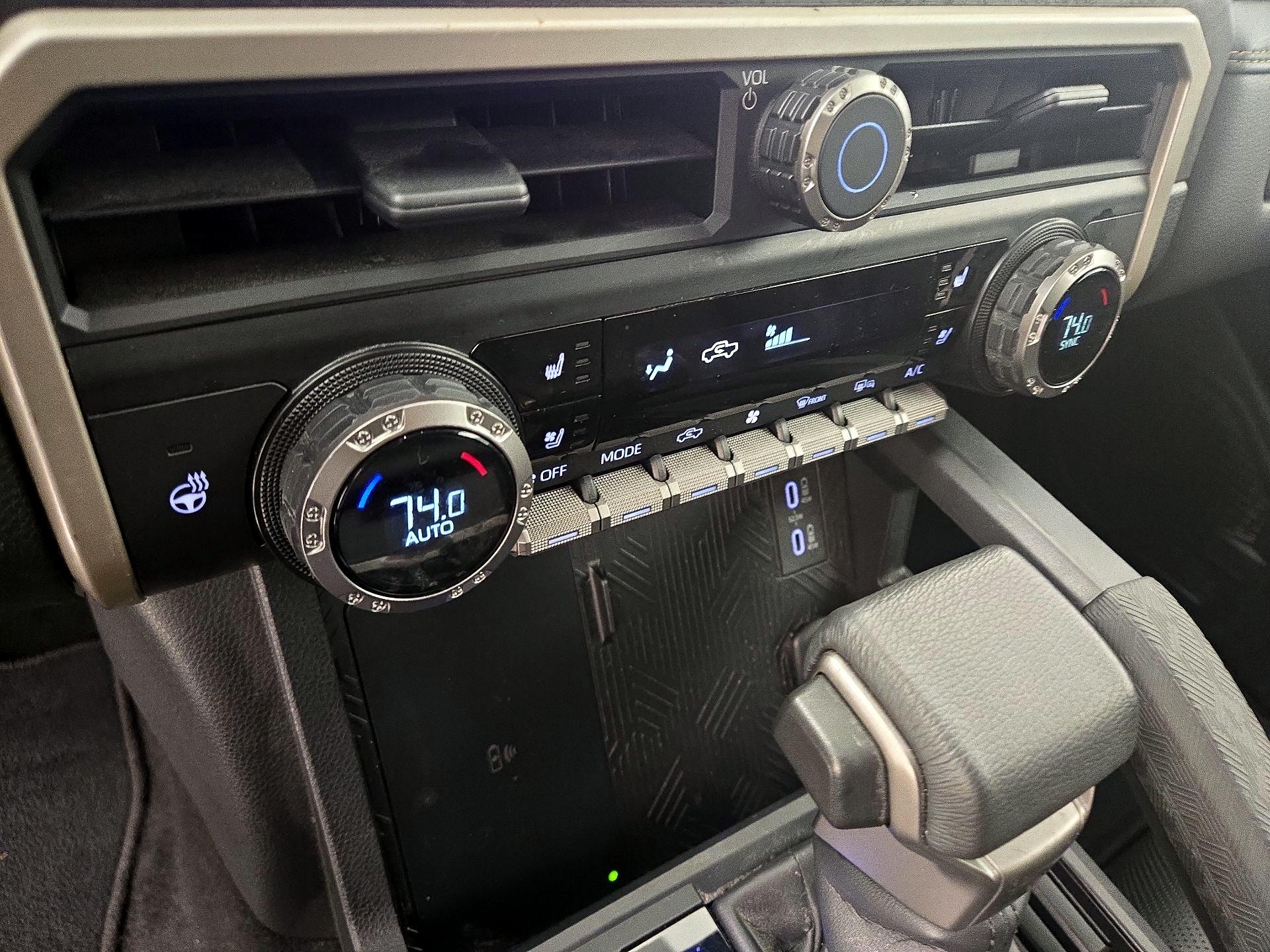 Thumbnail: 2024 Toyota Tacoma - 16
