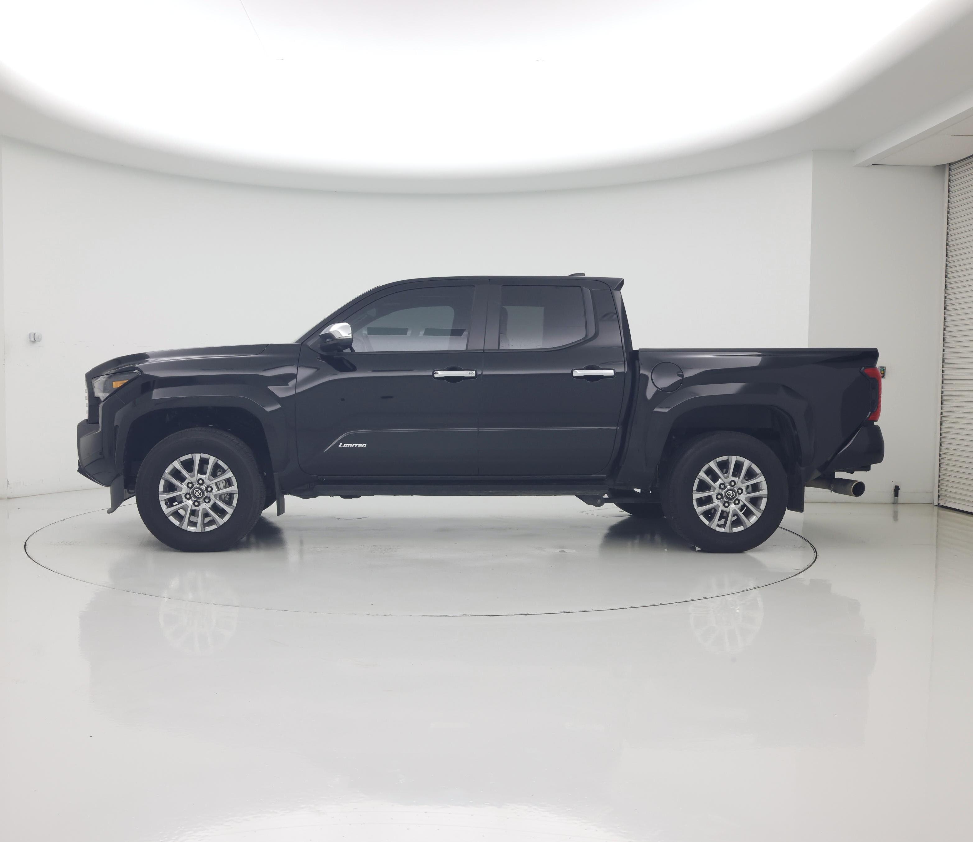 Thumbnail: 2024 Toyota Tacoma - 3