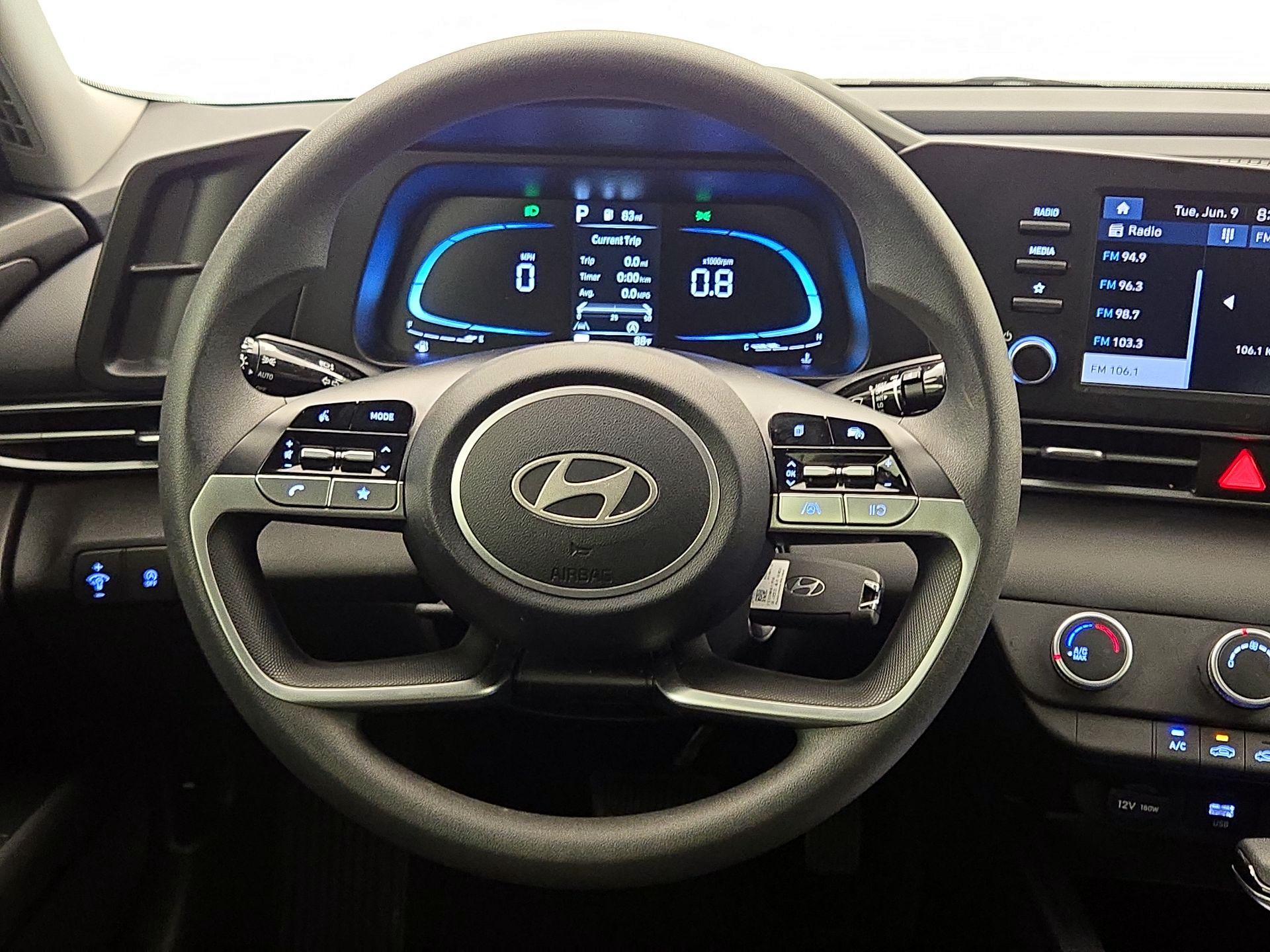 Thumbnail: 2025 Hyundai Elantra - 10
