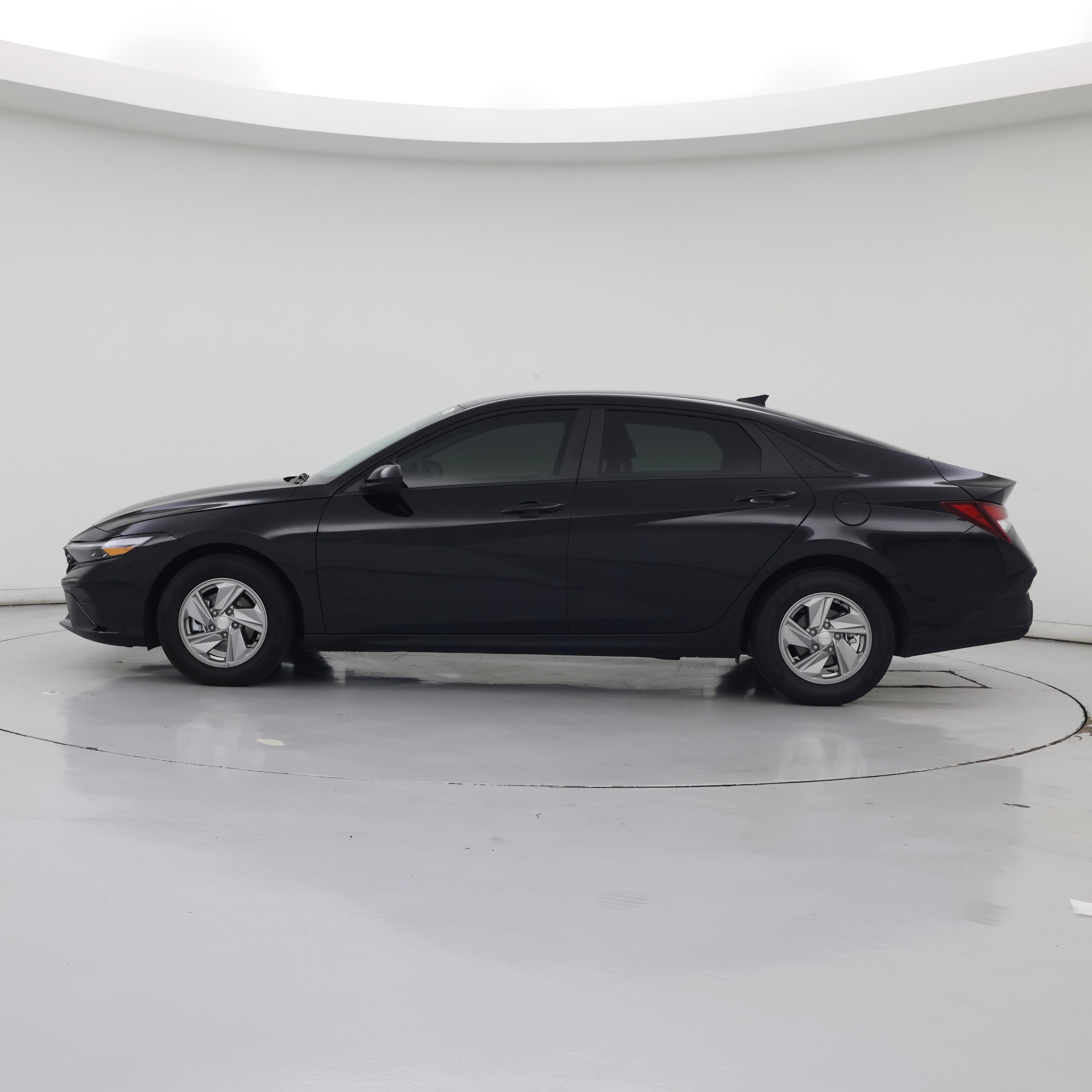 Thumbnail: 2025 Hyundai Elantra - 3