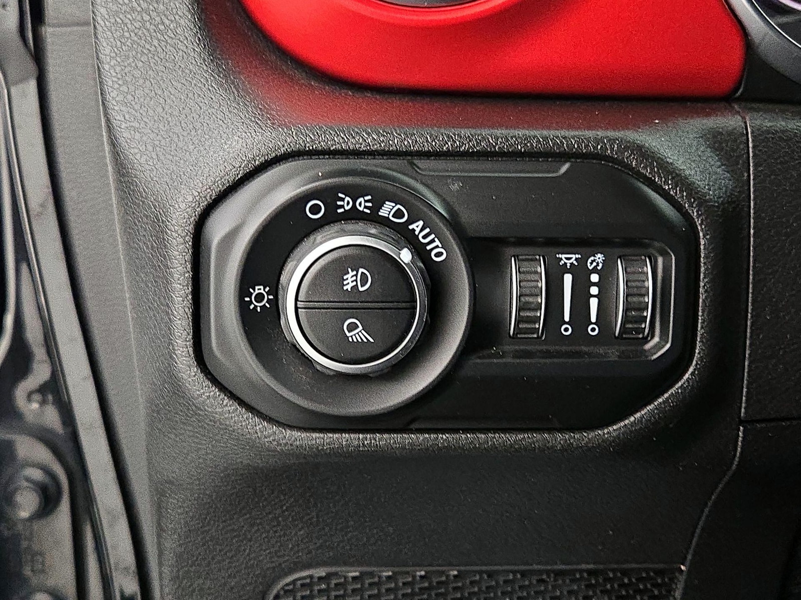 2020 Jeep Gladiator Rubicon - Photo 14