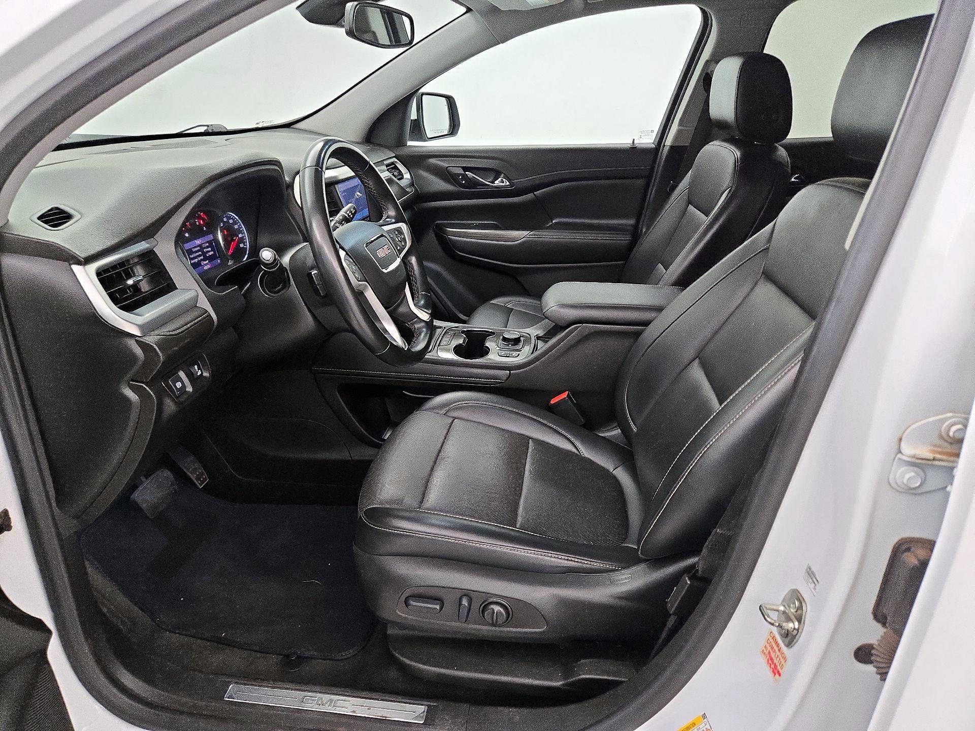 Thumbnail: 2023 GMC Acadia - 11