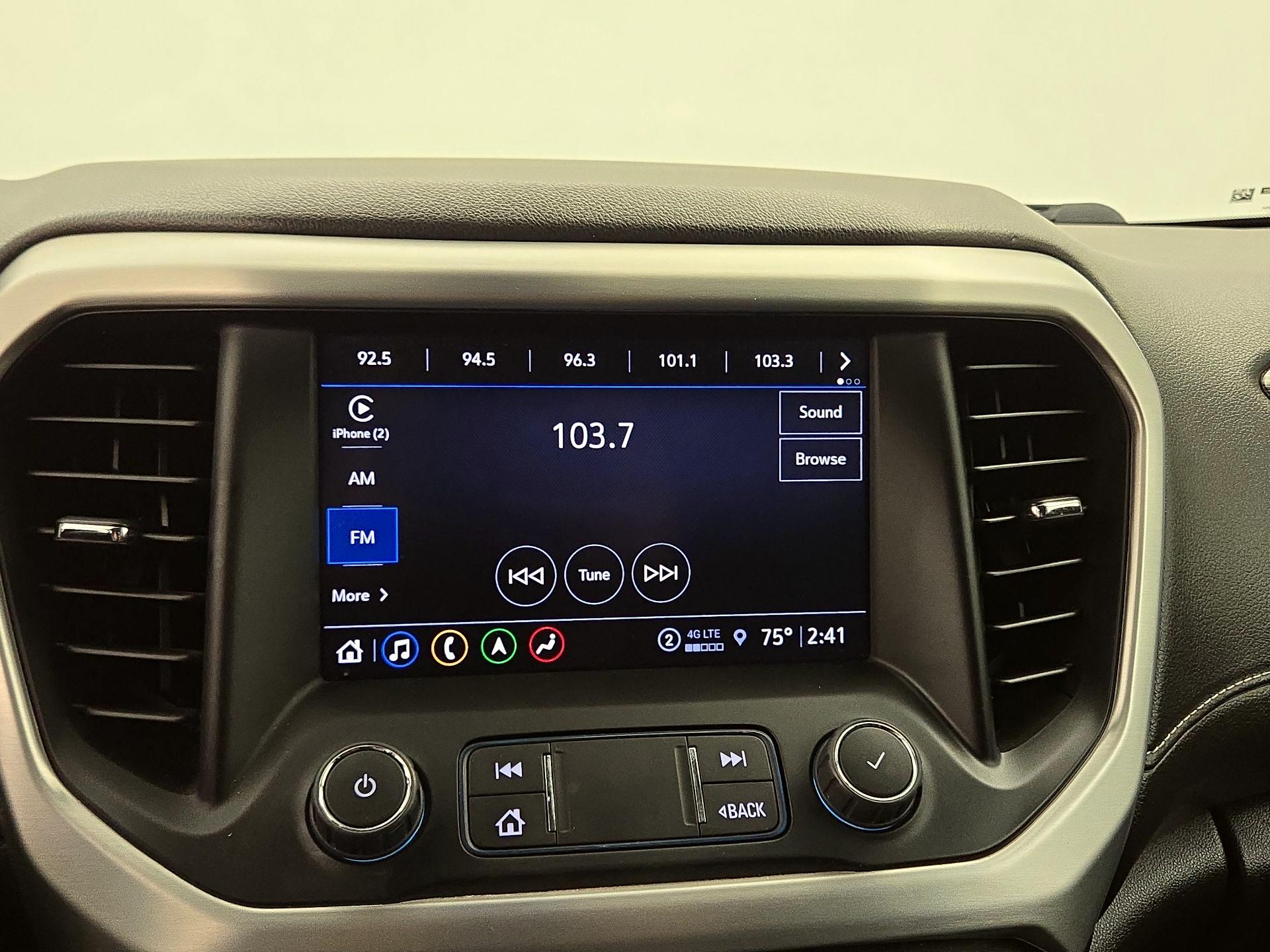 Thumbnail: 2023 GMC Acadia - 16
