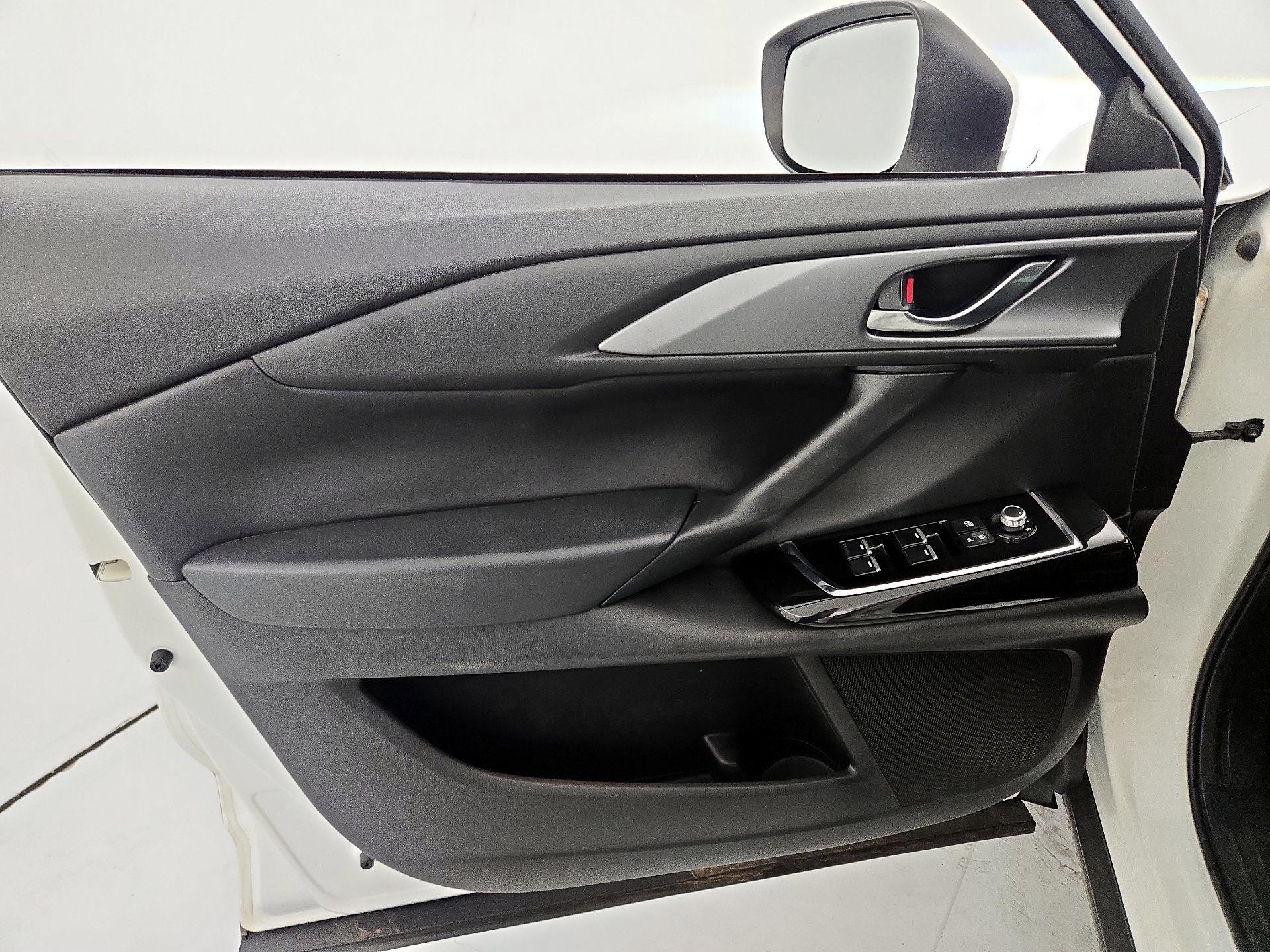 Thumbnail: 2023 Mazda CX-9 - 12