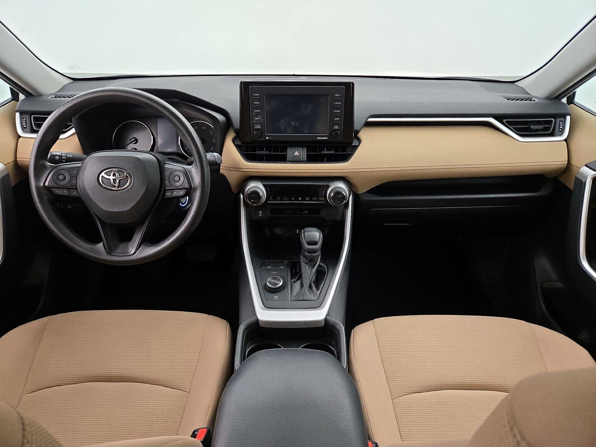 Thumbnail: 2021 Toyota RAV4 - 9