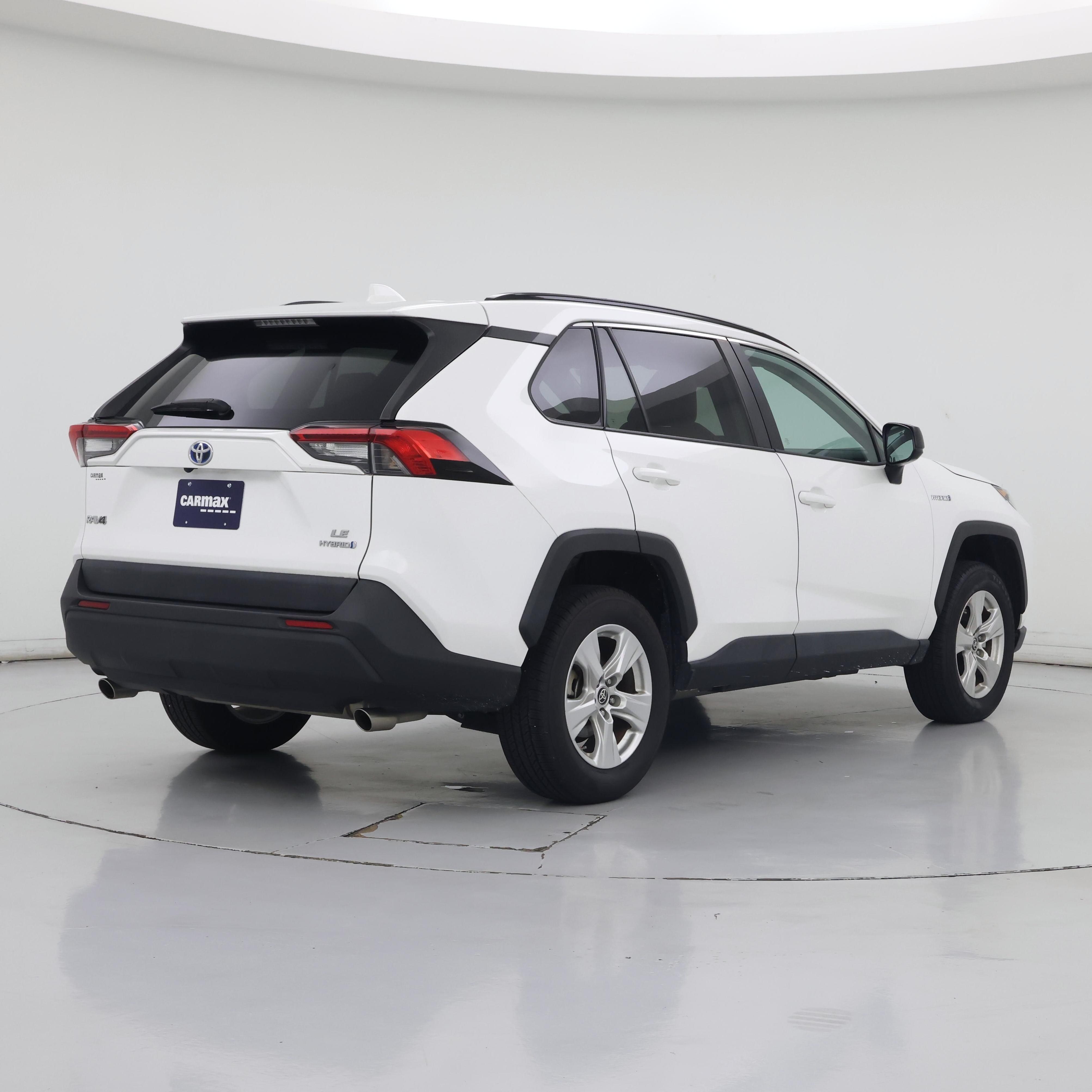 Thumbnail: 2021 Toyota RAV4 - 8