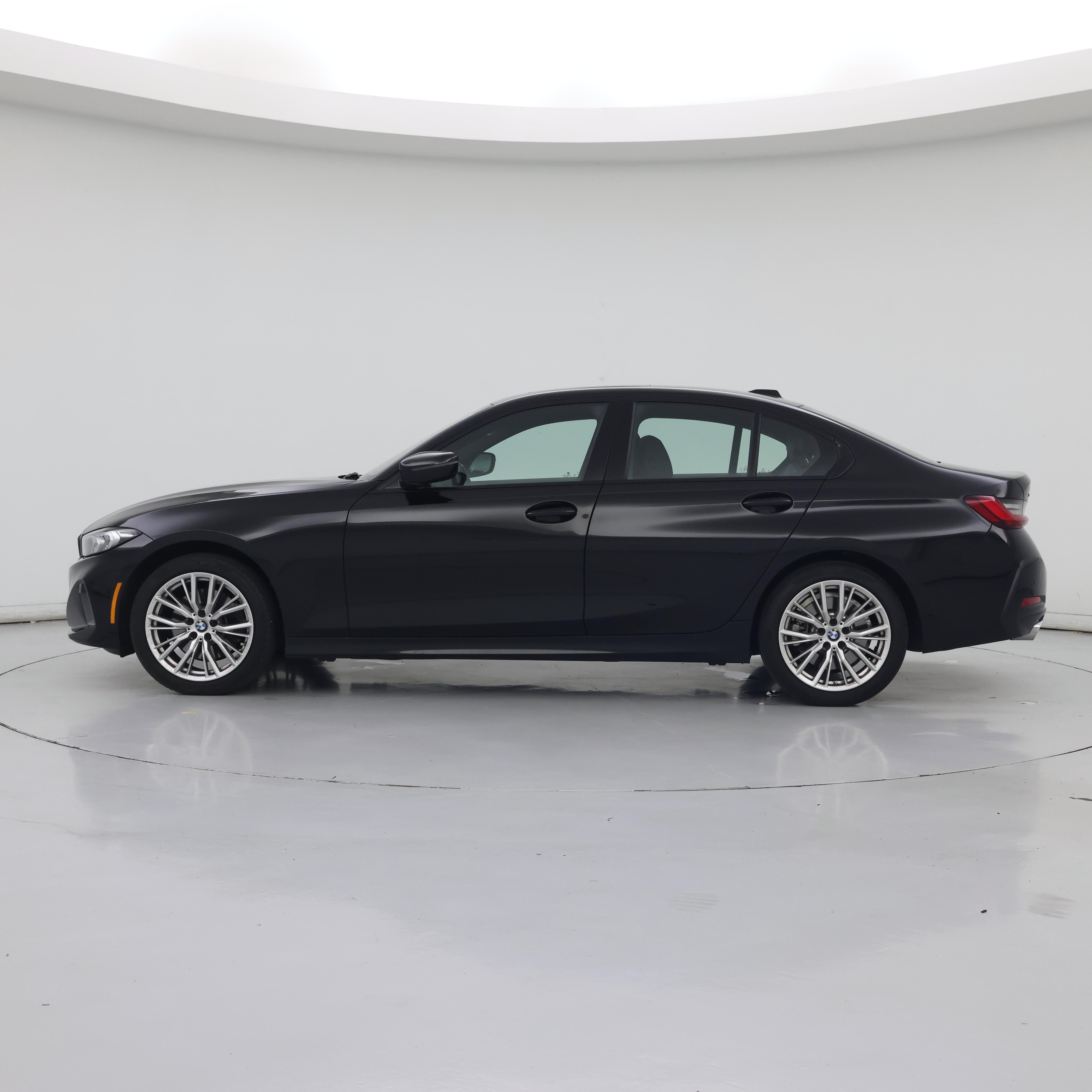 Thumbnail: 2023 BMW 3 Series - 3