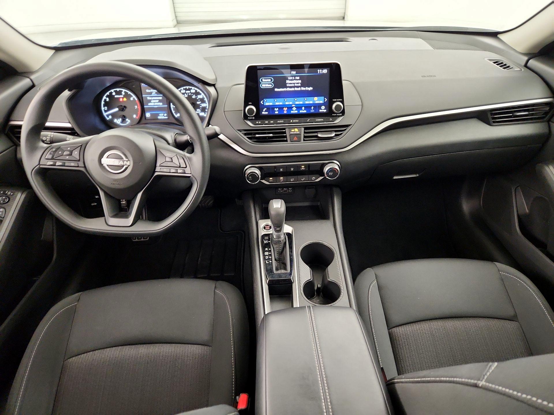 Thumbnail: 2025 Nissan Altima - 9