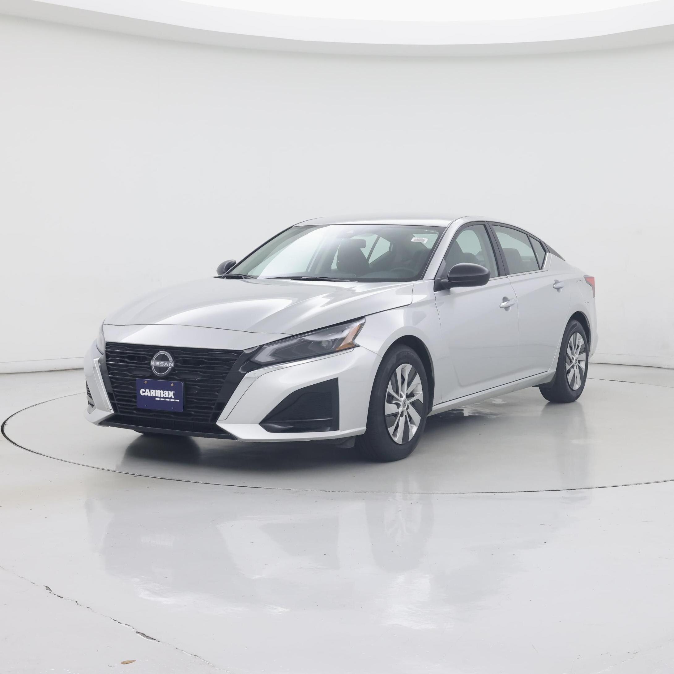 Thumbnail: 2025 Nissan Altima - 4