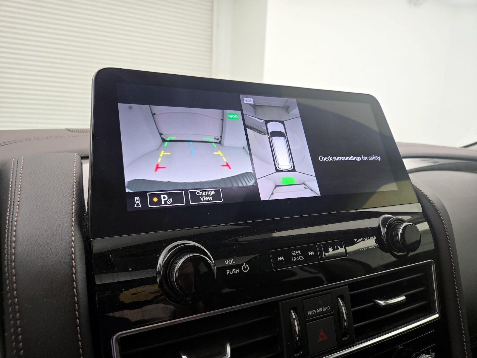 2022 Nissan Armada Platinum - Photo 16