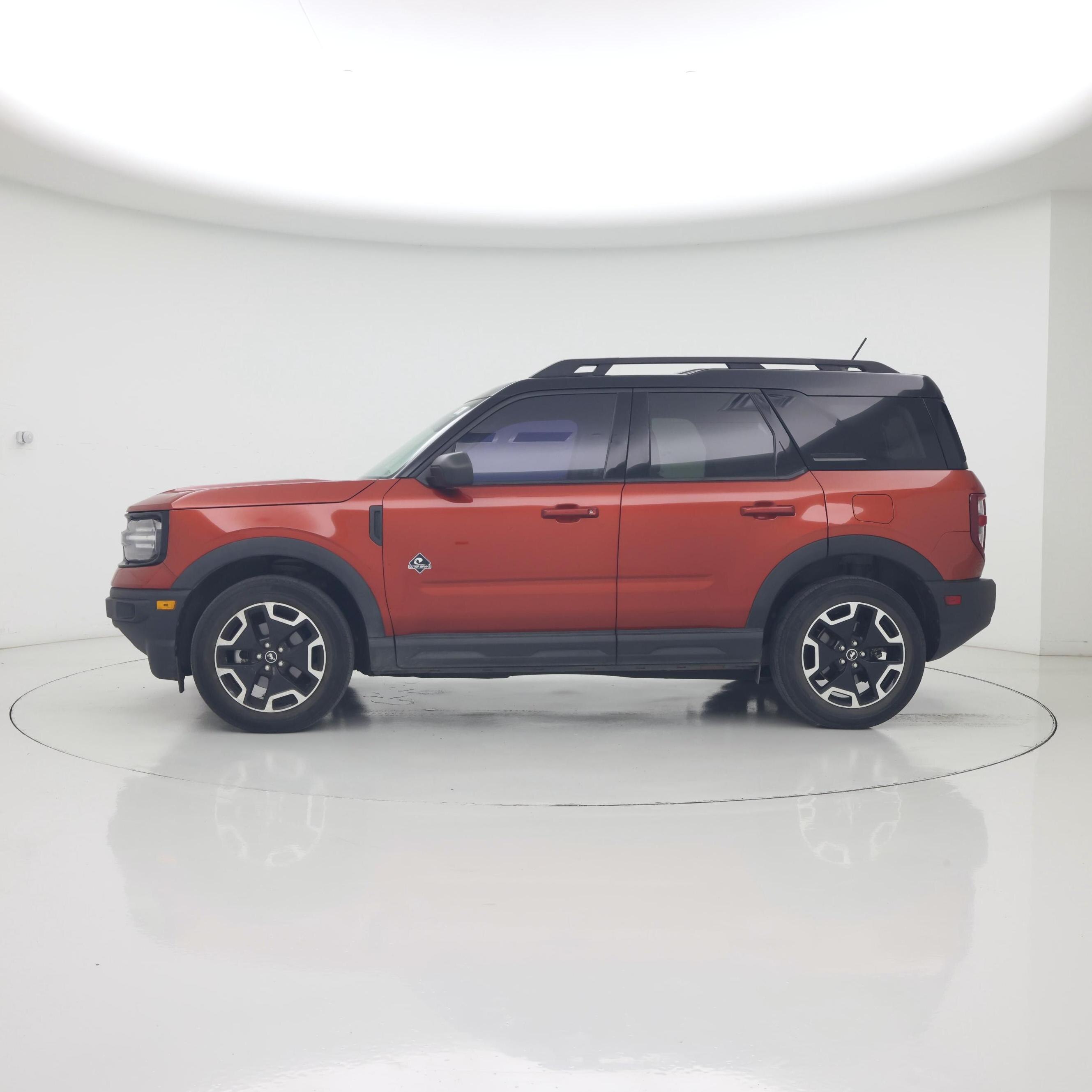 Thumbnail: 2023 Ford Bronco Sport - 3