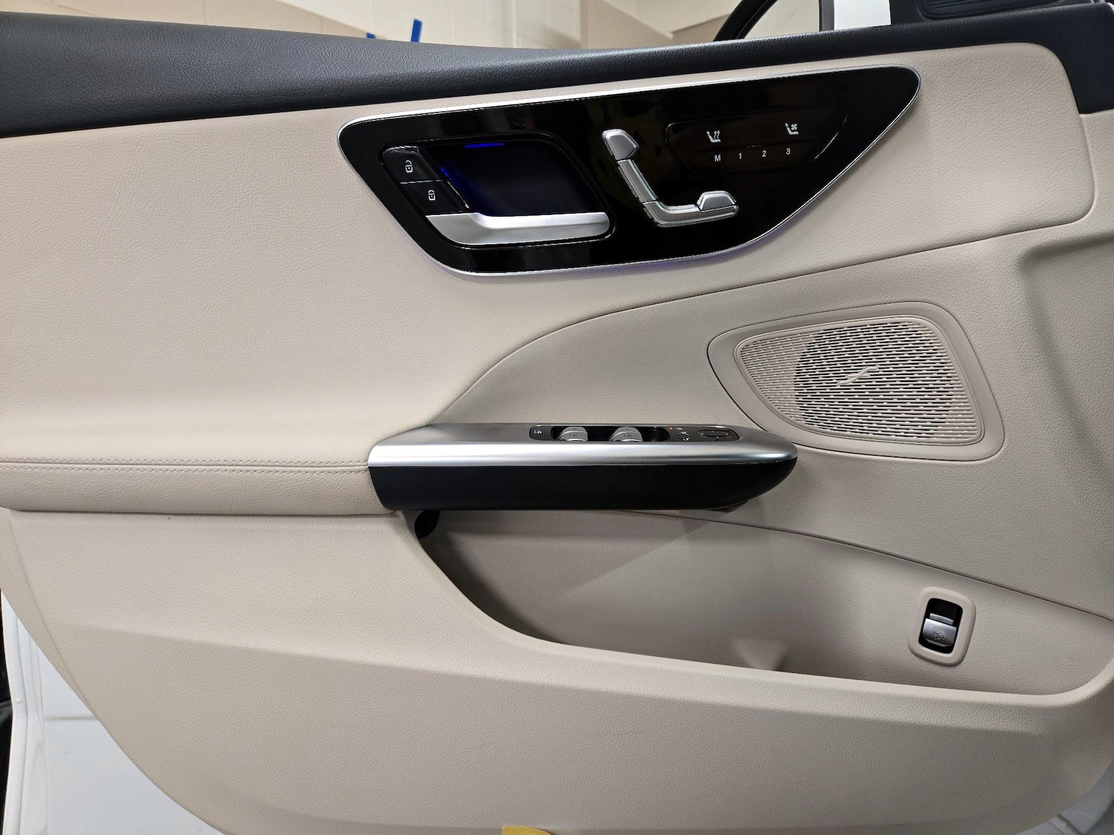 2024 Mercedes-Benz C-Class Sedan C 300 - Photo 13